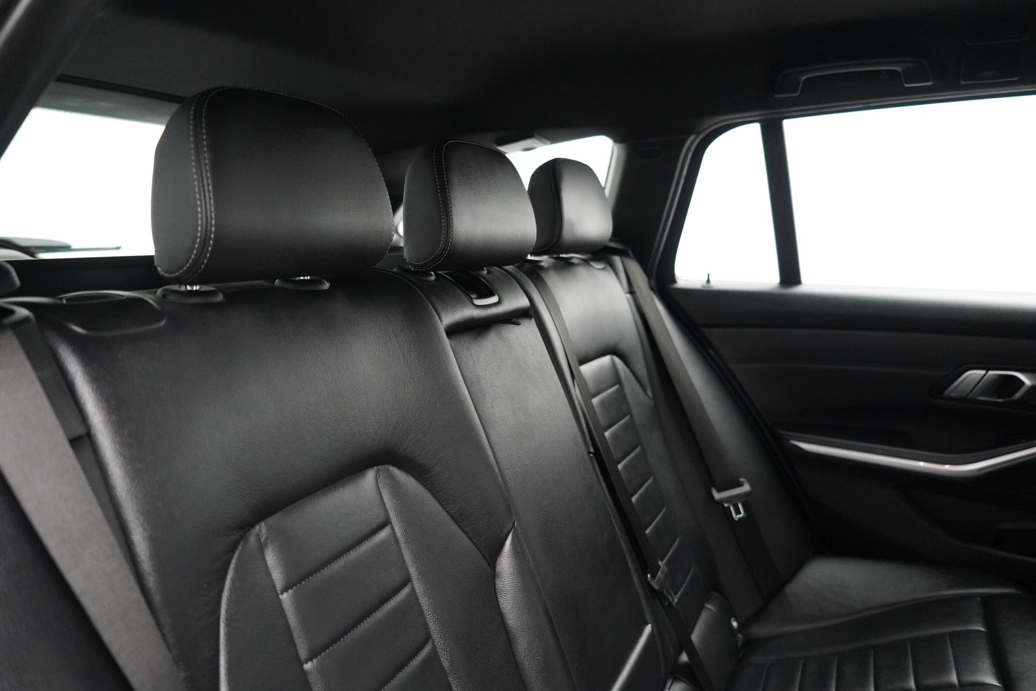 BMW 3 Series 2.0 330e 12kWh M Sport Touring 5dr Petrol Plug-in Hybrid Auto Euro 6 (s/s) (292 ps)