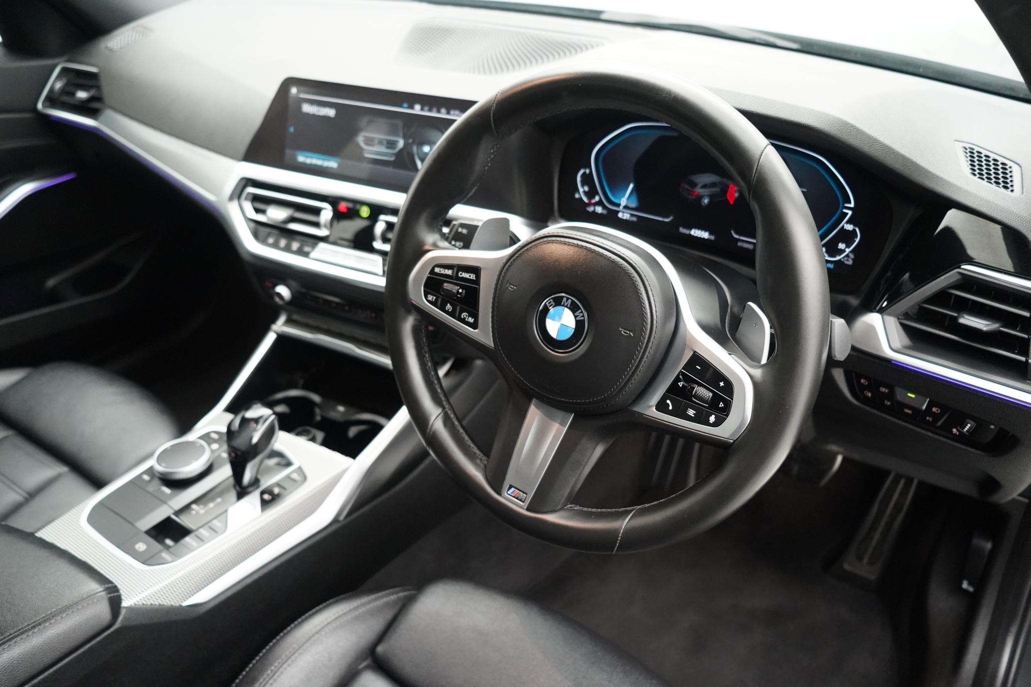 BMW 3 Series 2.0 330e 12kWh M Sport Touring 5dr Petrol Plug-in Hybrid Auto Euro 6 (s/s) (292 ps)