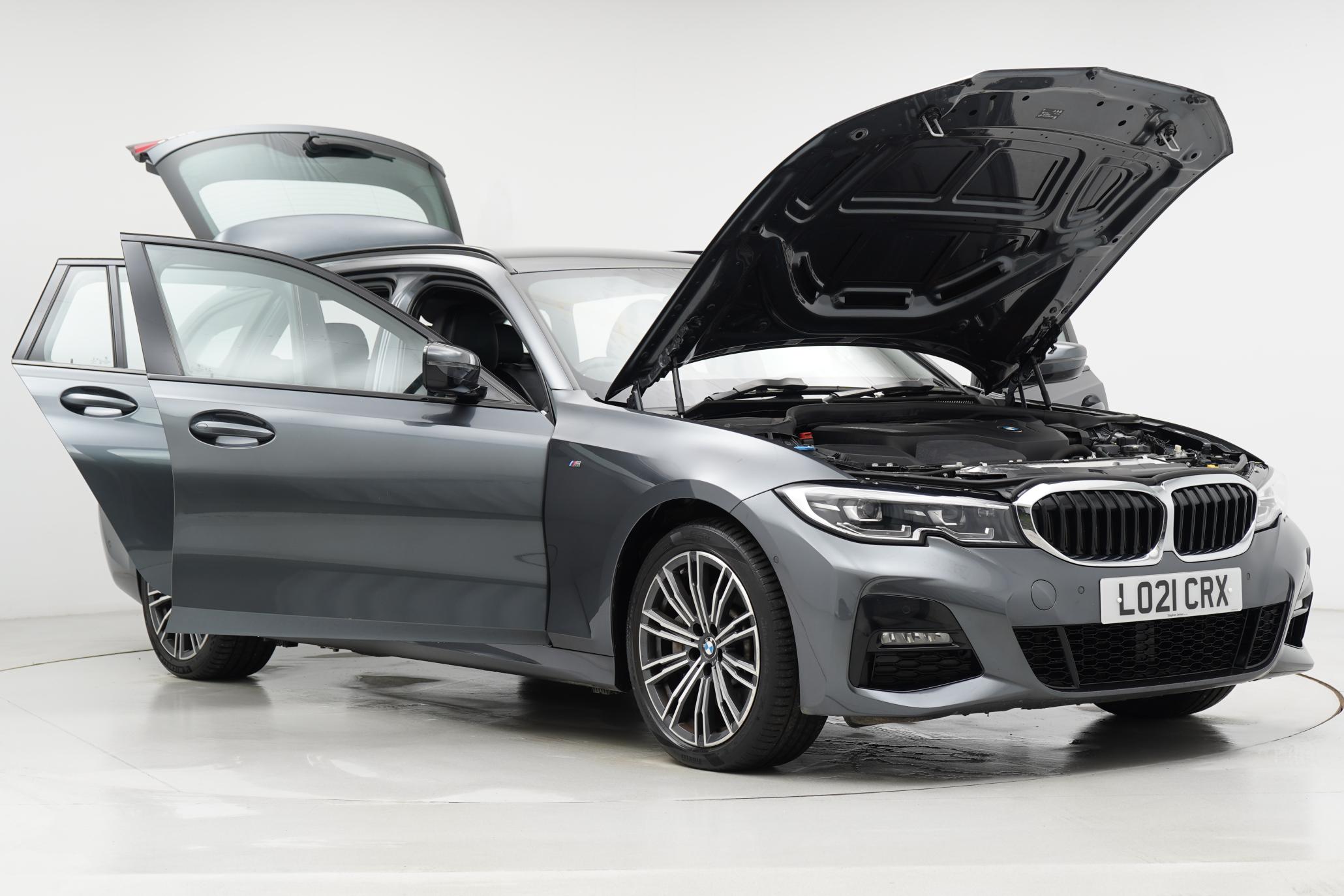 BMW 3 Series 2.0 330e 12kWh M Sport Touring 5dr Petrol Plug-in Hybrid Auto Euro 6 (s/s) (292 ps)
