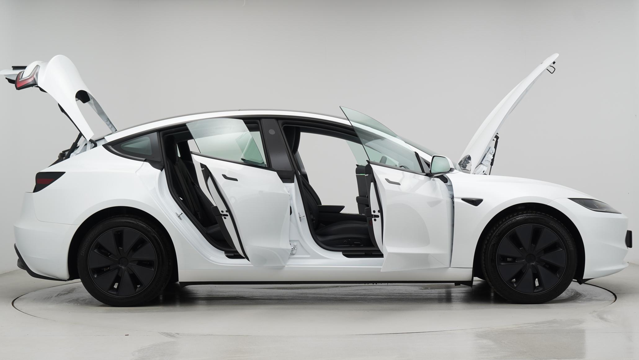 Tesla Model 3 Saloon 4dr Electric Auto RWD (208 ps)