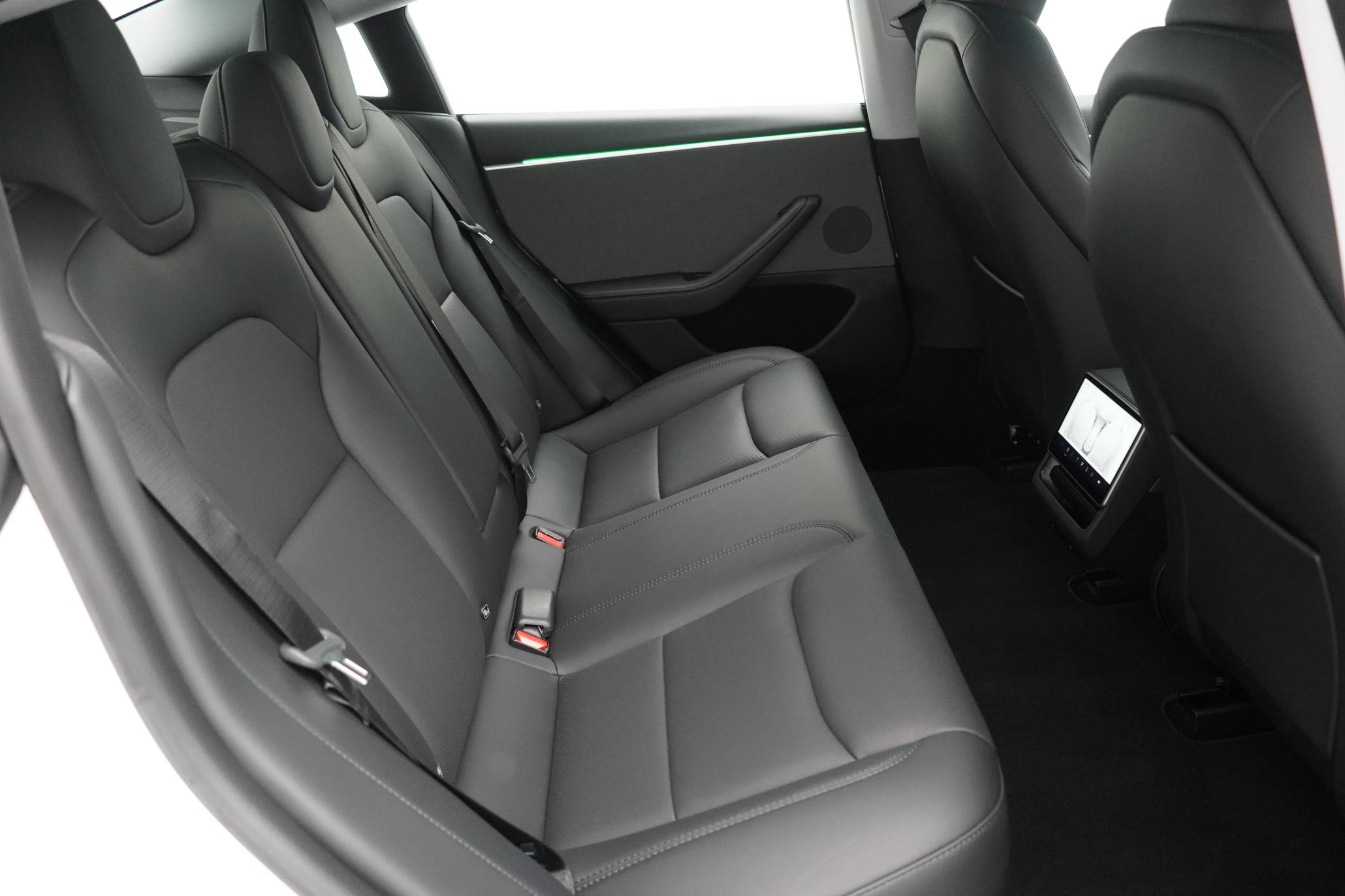 Tesla Model 3 Saloon 4dr Electric Auto RWD (208 ps)