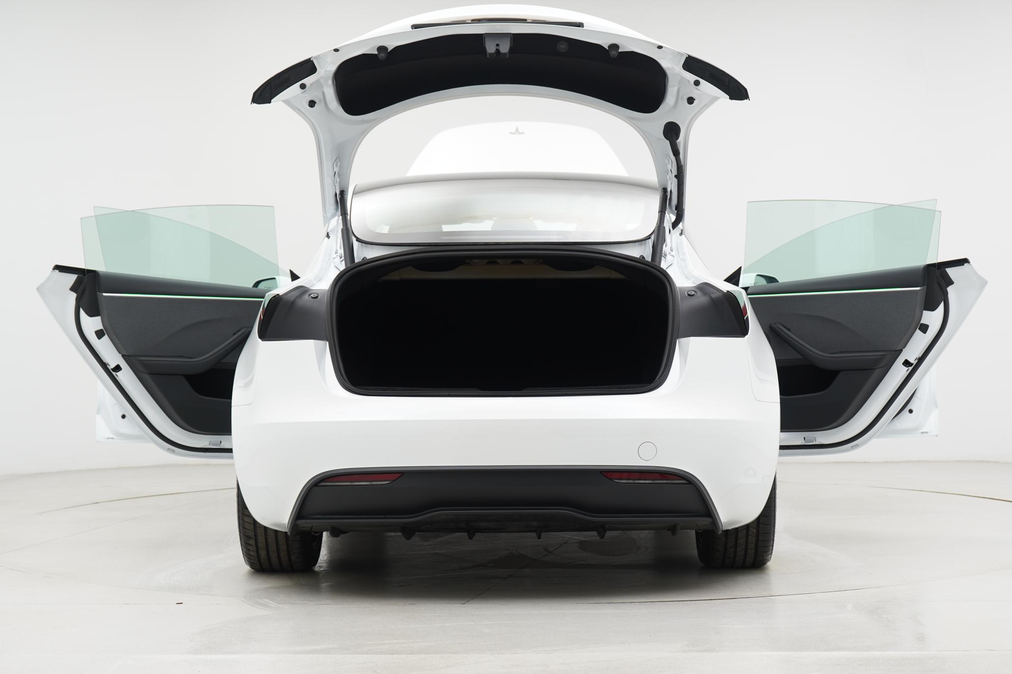 Tesla Model 3 Saloon 4dr Electric Auto RWD (208 ps)
