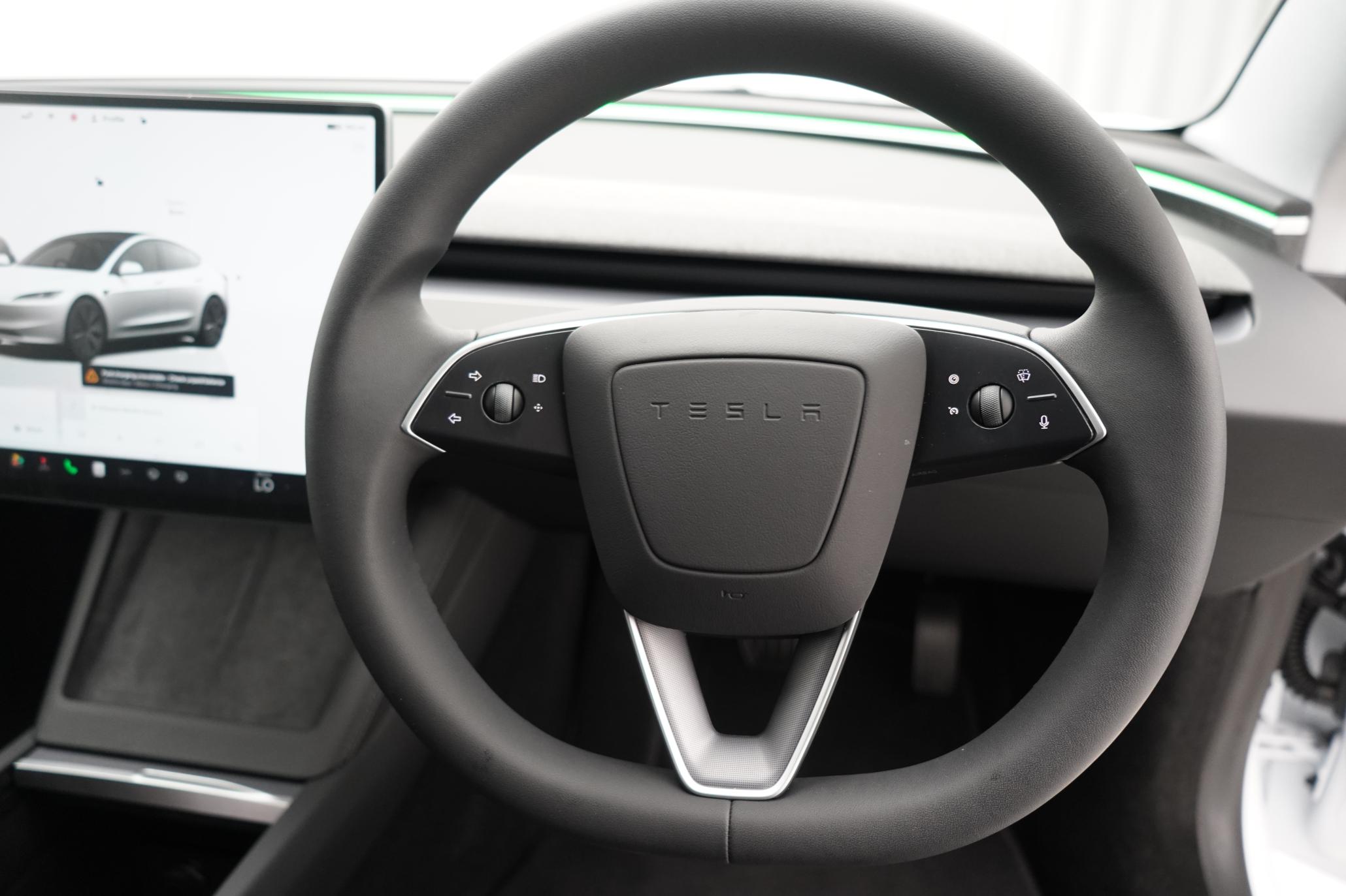 Tesla Model 3 Saloon 4dr Electric Auto RWD (208 ps)