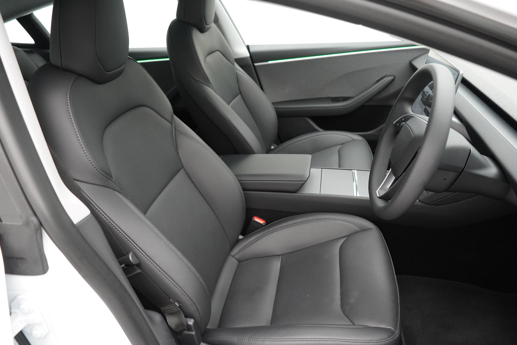 Tesla Model 3 Saloon 4dr Electric Auto RWD (208 ps)