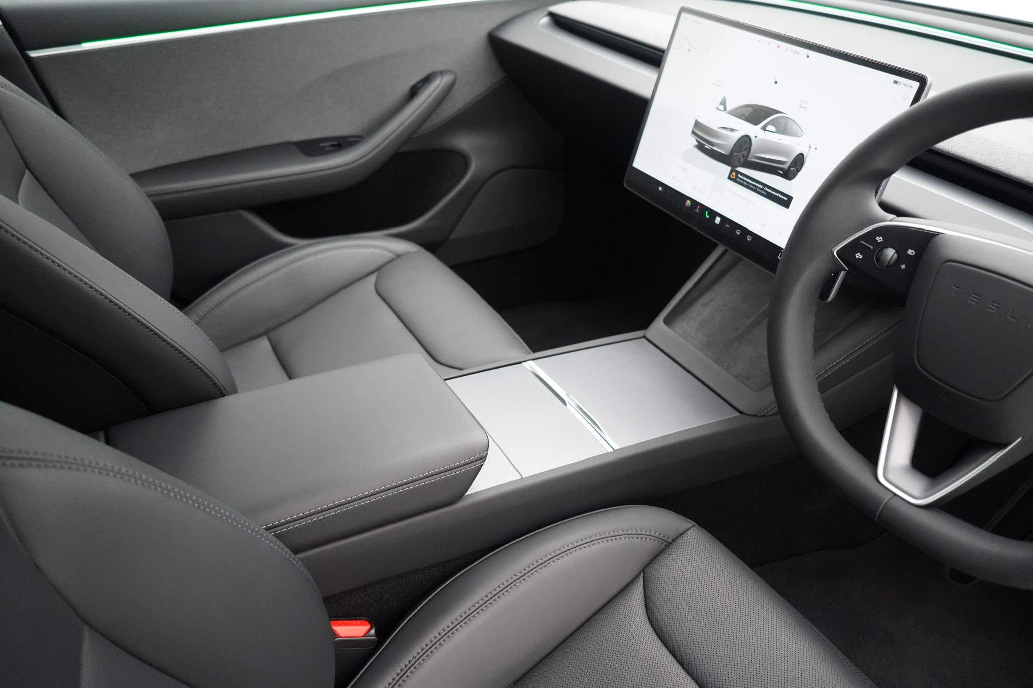 Tesla Model 3 Saloon 4dr Electric Auto RWD (208 ps)