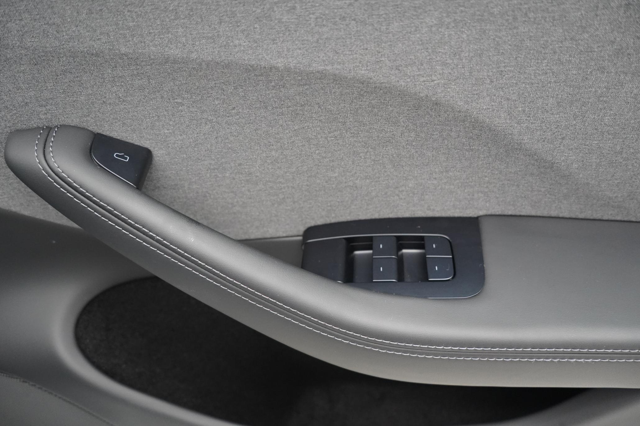 Tesla Model 3 Saloon 4dr Electric Auto RWD (208 ps)