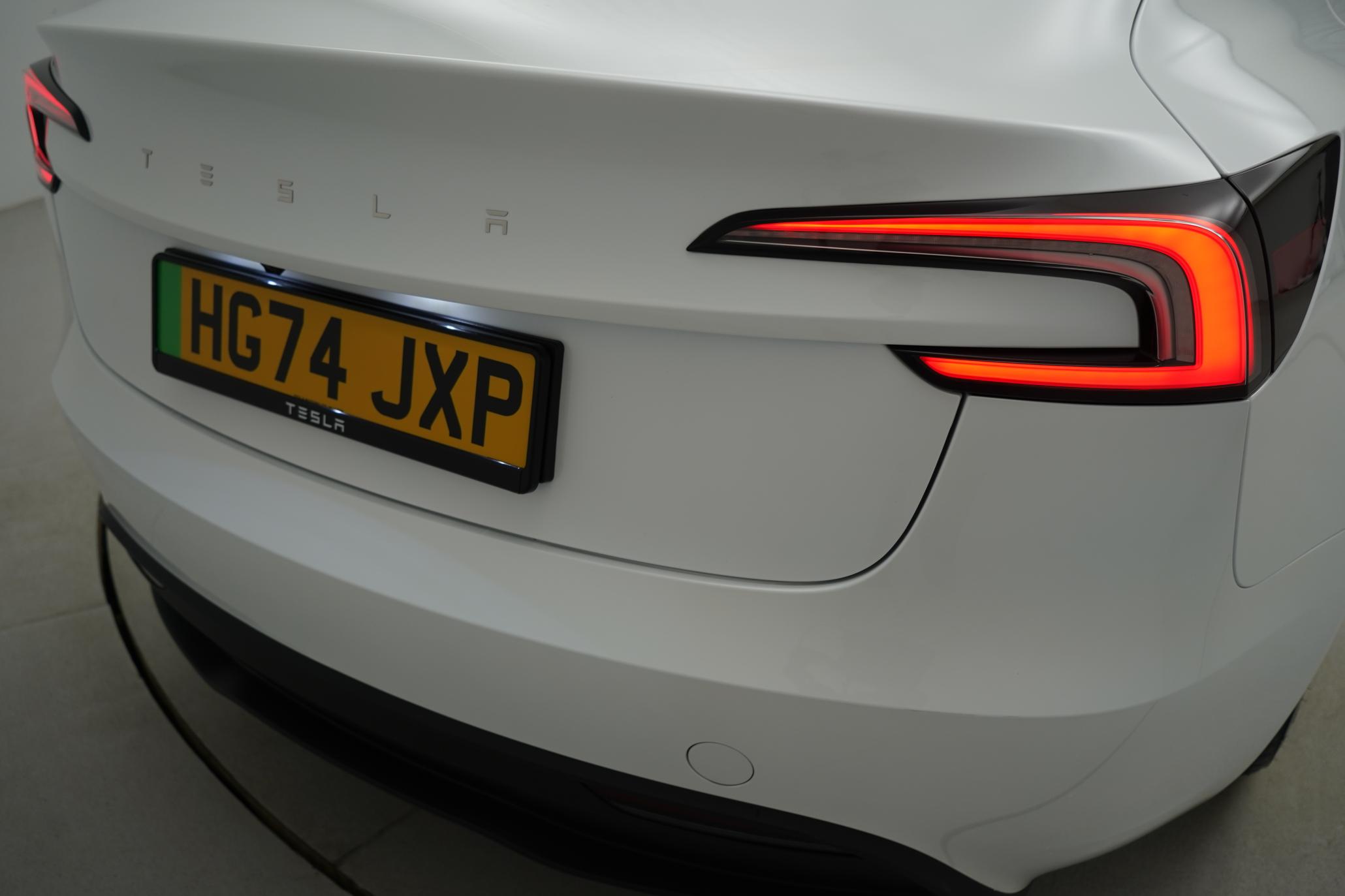 Tesla Model 3 Saloon 4dr Electric Auto RWD (208 ps)