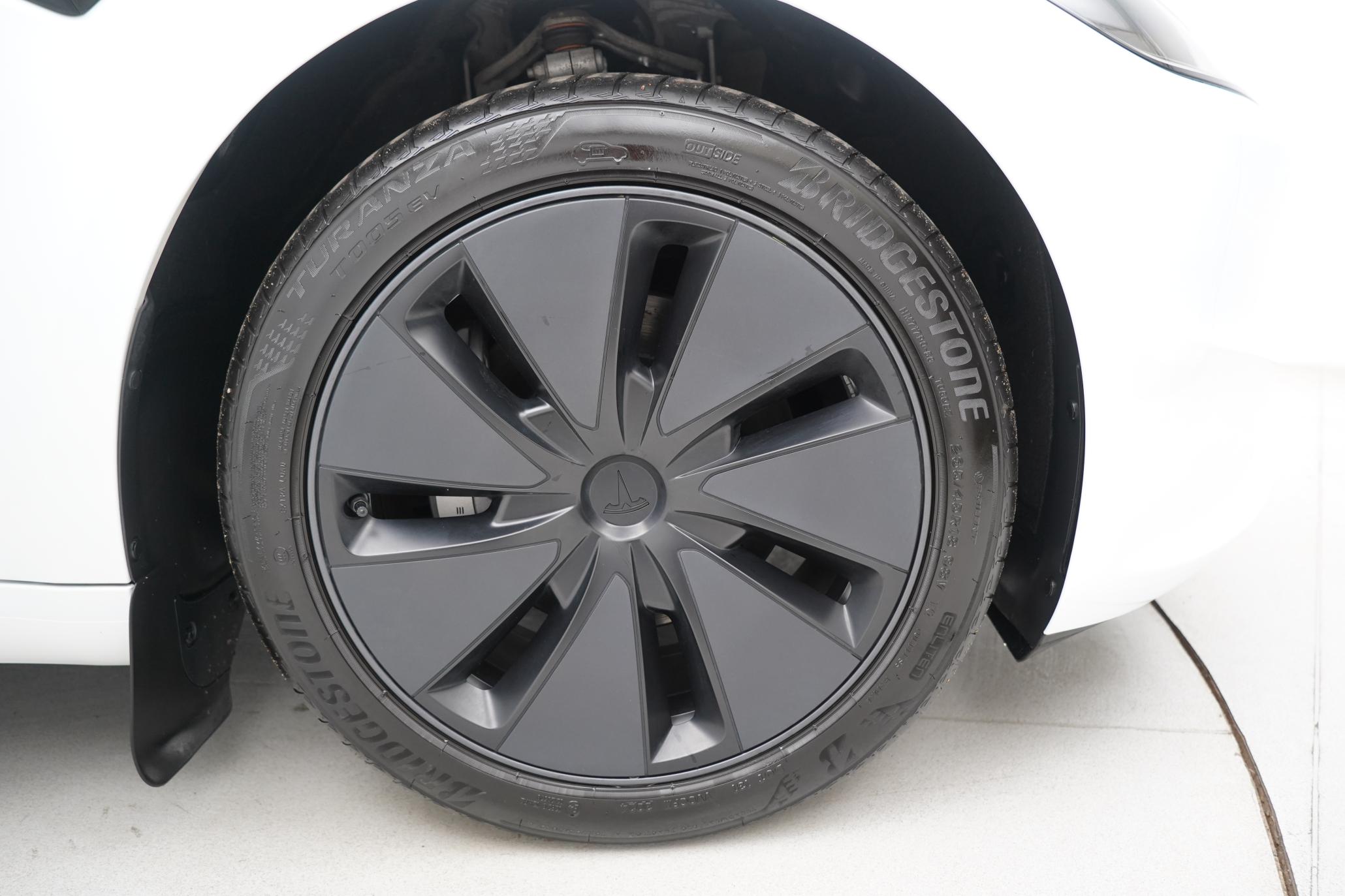 Tesla Model 3 Saloon 4dr Electric Auto RWD (208 ps)