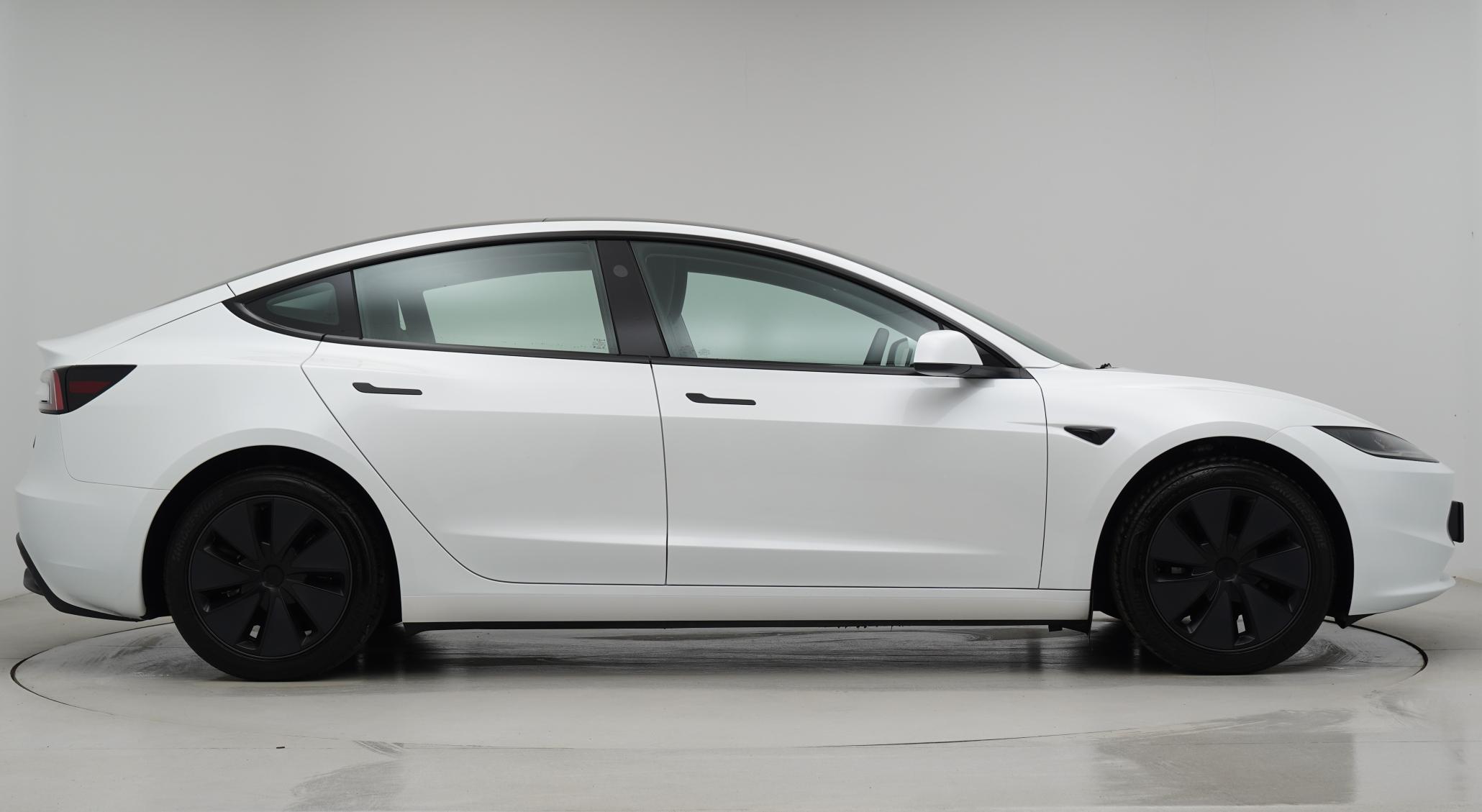 Tesla Model 3 Saloon 4dr Electric Auto RWD (208 ps)