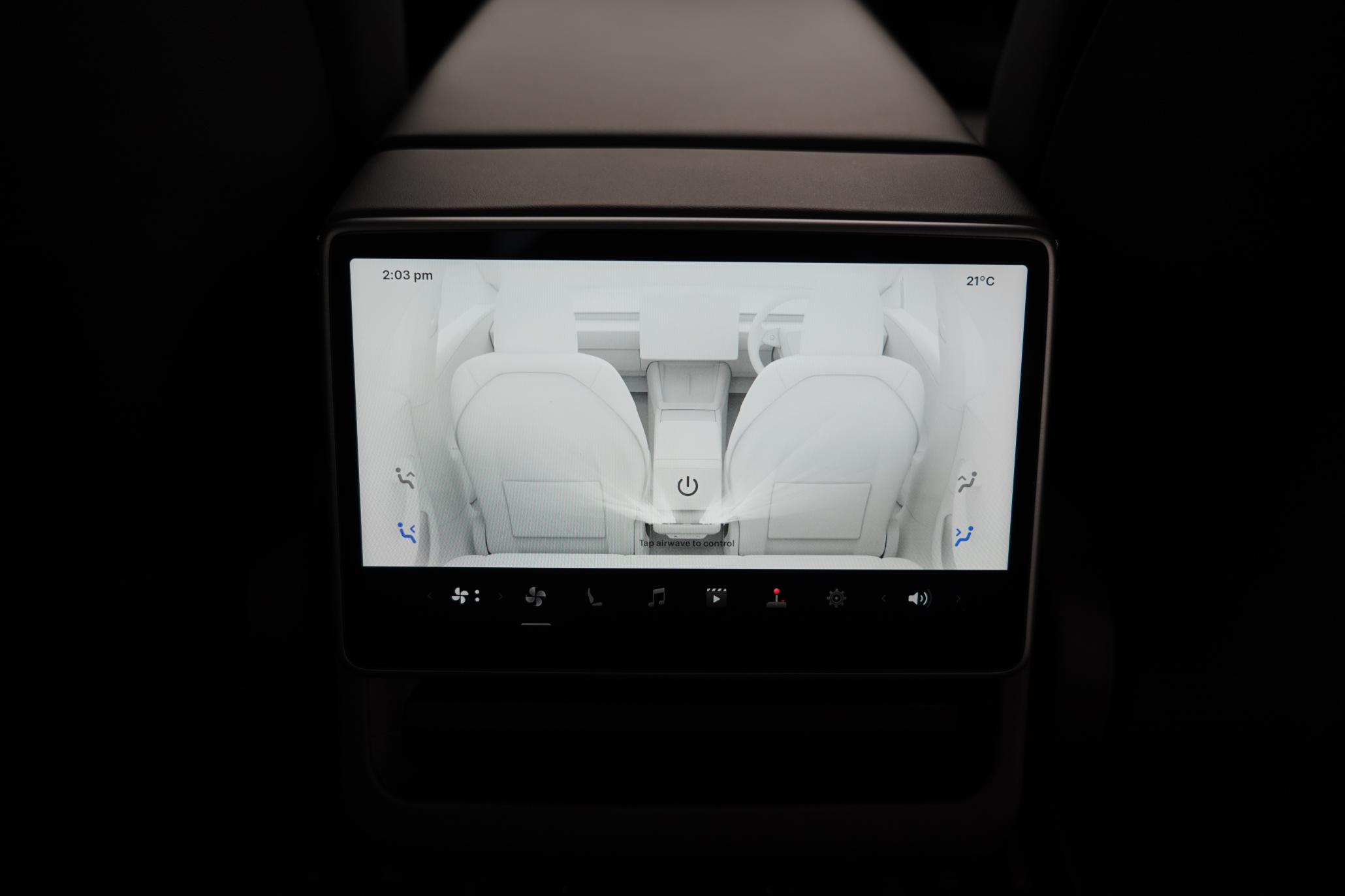 Tesla Model 3 Saloon 4dr Electric Auto RWD (208 ps)