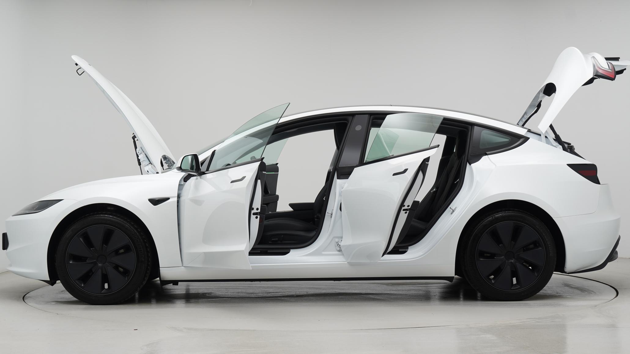 Tesla Model 3 Saloon 4dr Electric Auto RWD (208 ps)