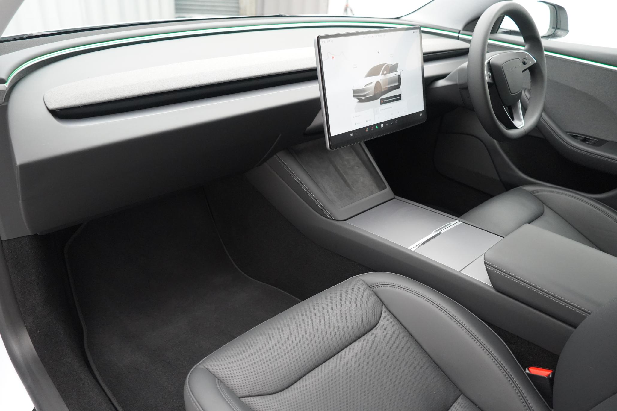 Tesla Model 3 Saloon 4dr Electric Auto RWD (208 ps)