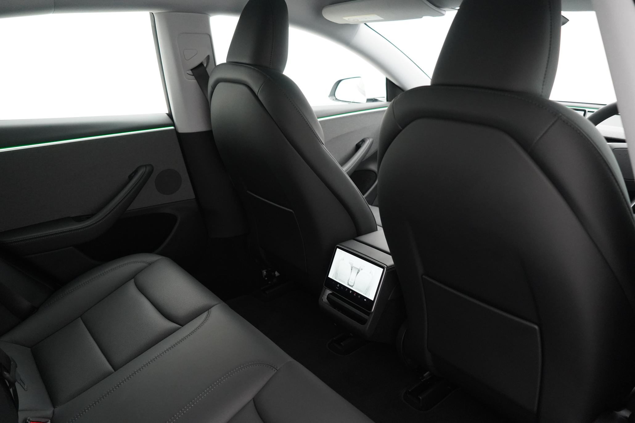 Tesla Model 3 Saloon 4dr Electric Auto RWD (208 ps)