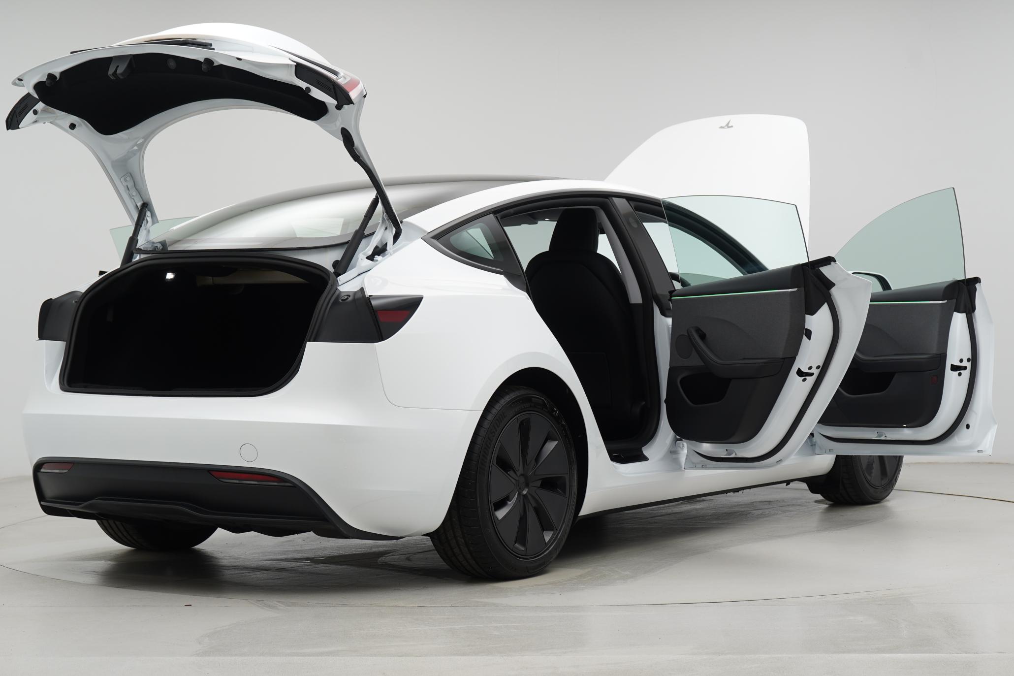 Tesla Model 3 Saloon 4dr Electric Auto RWD (208 ps)