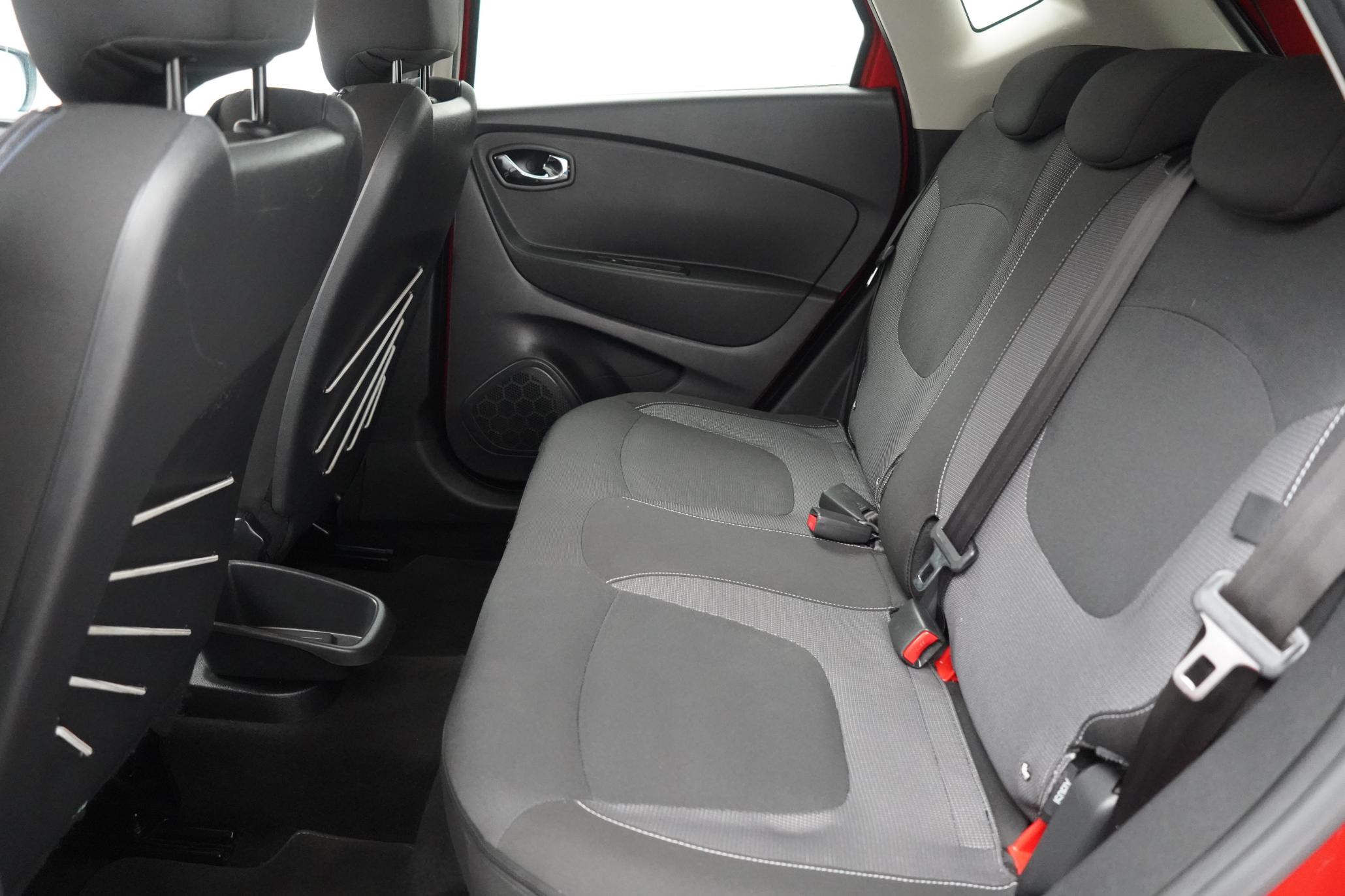 Renault Captur 1.5 dCi ENERGY Dynamique S Nav SUV 5dr Diesel Manual Euro 6 (s/s) (90 ps)
