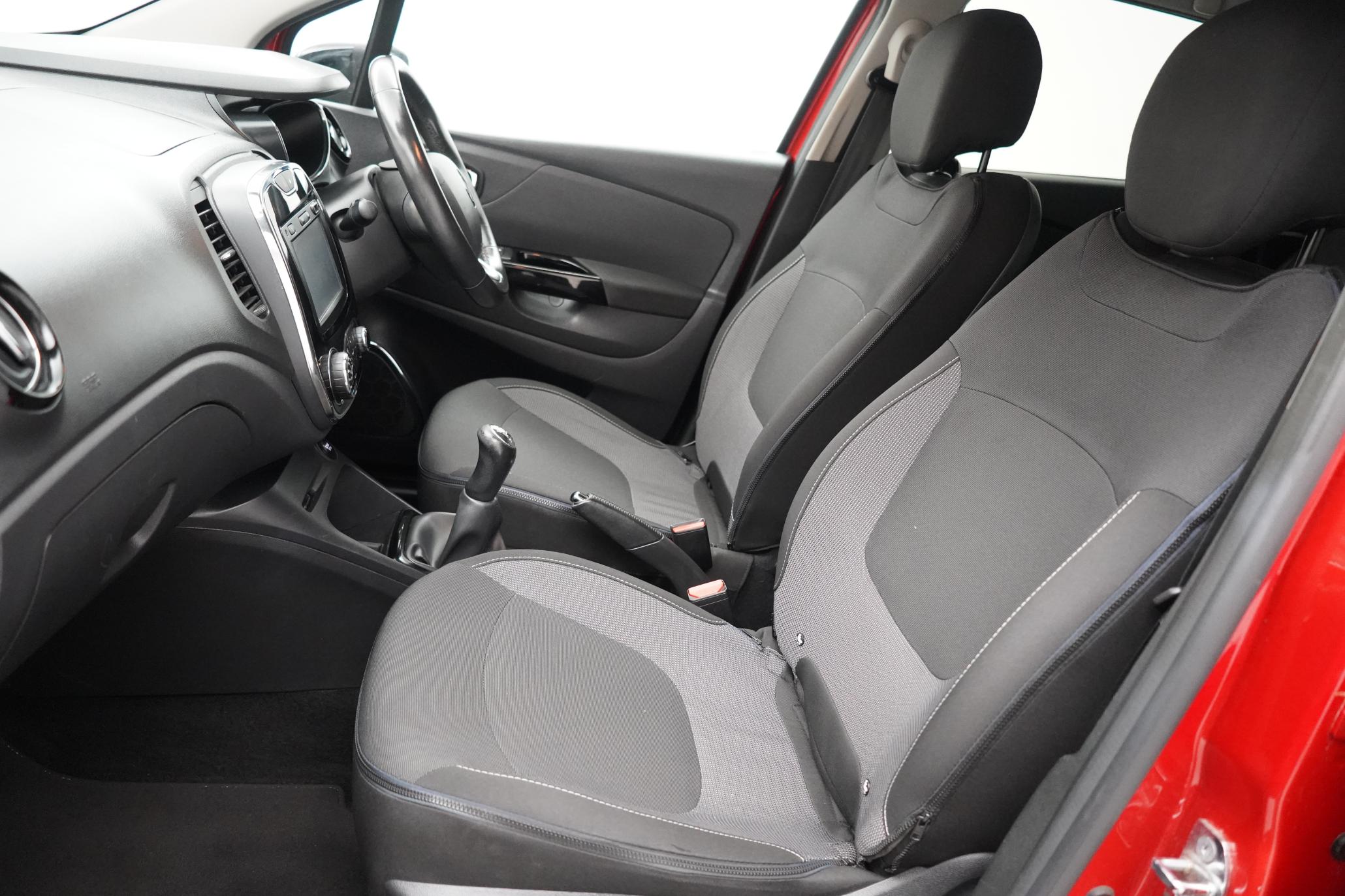 Renault Captur 1.5 dCi ENERGY Dynamique S Nav SUV 5dr Diesel Manual Euro 6 (s/s) (90 ps)
