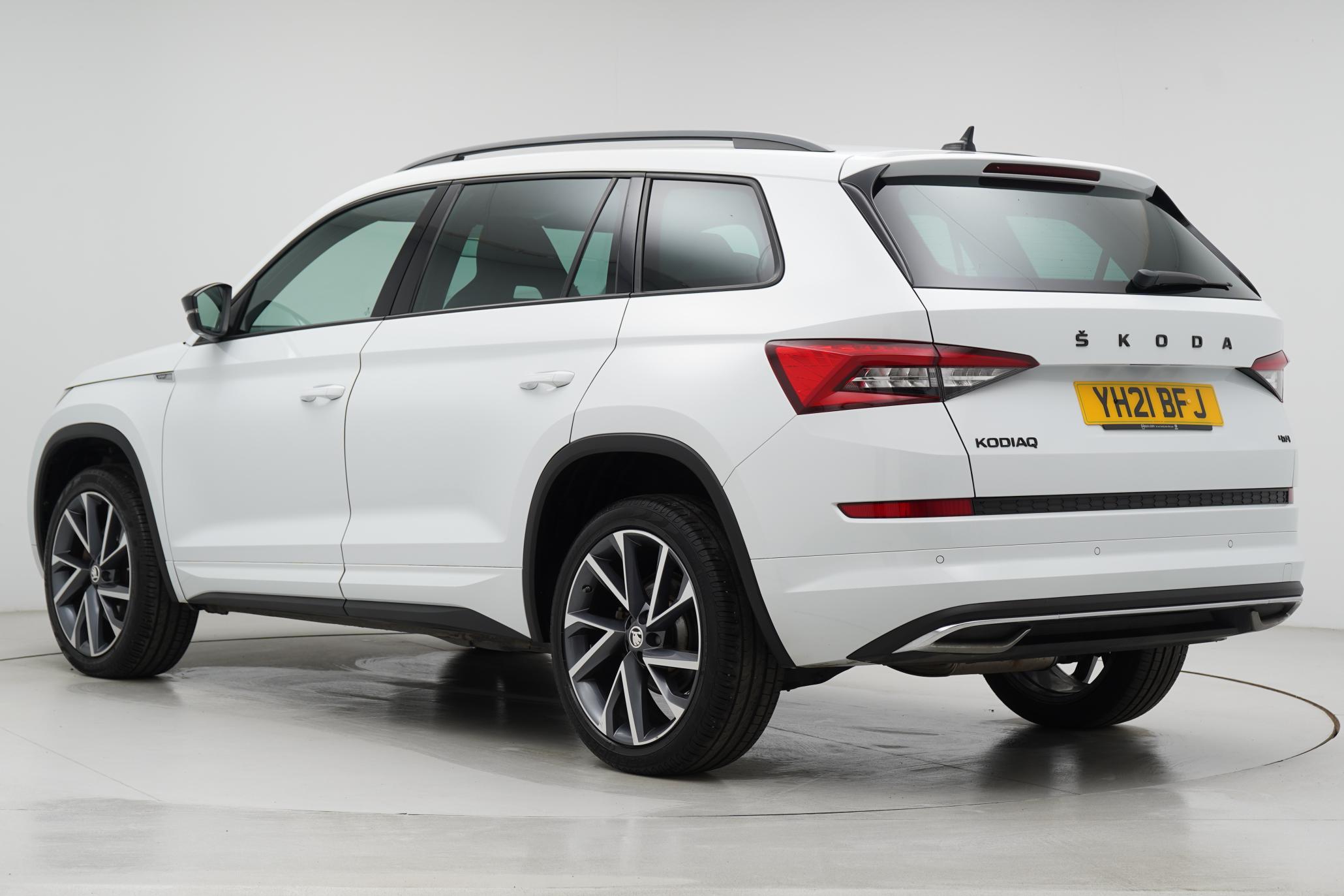 Skoda Kodiaq 2.0 TDI SportLine SUV 5dr Diesel DSG 4WD Euro 6 (s/s) (7 Seat) (150 ps)