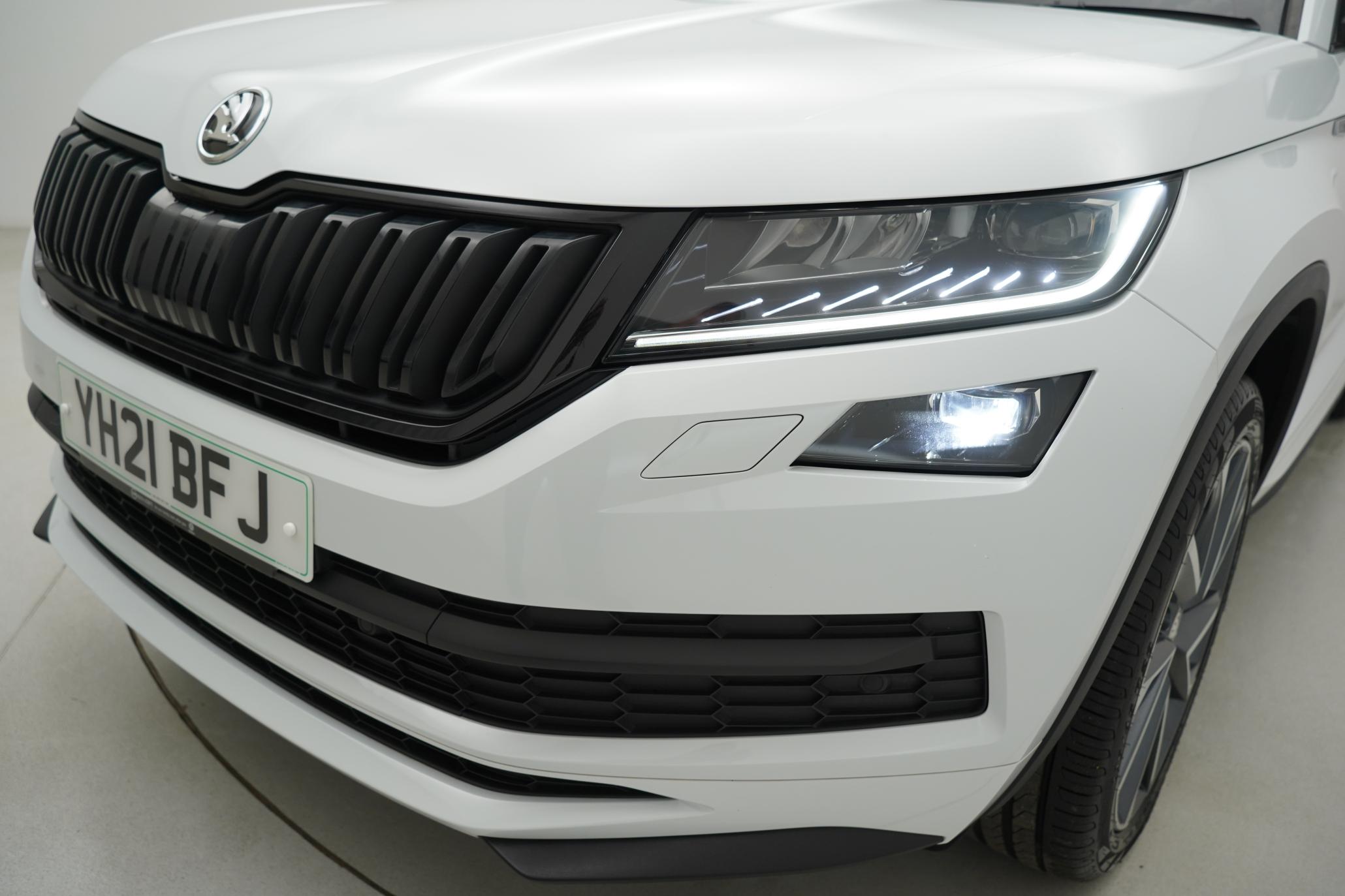 Skoda Kodiaq 2.0 TDI SportLine SUV 5dr Diesel DSG 4WD Euro 6 (s/s) (7 Seat) (150 ps)