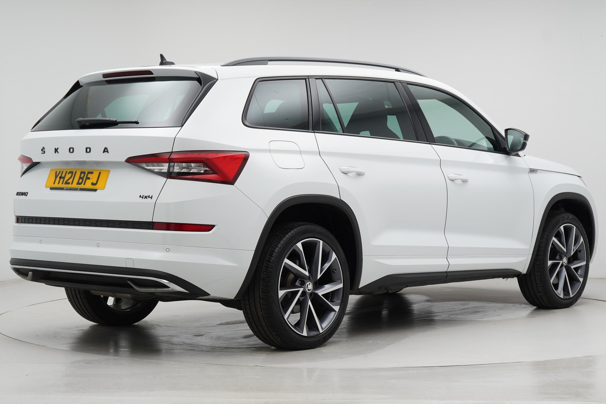 Skoda Kodiaq 2.0 TDI SportLine SUV 5dr Diesel DSG 4WD Euro 6 (s/s) (7 Seat) (150 ps)