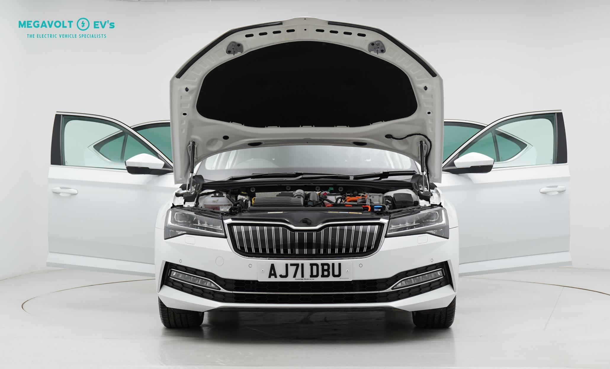 Skoda Superb 1.4 TSI iV 13kWh SE L Hatchback 5dr Petrol Plug-in Hybrid DSG Euro 6 (s/s) (218 ps)