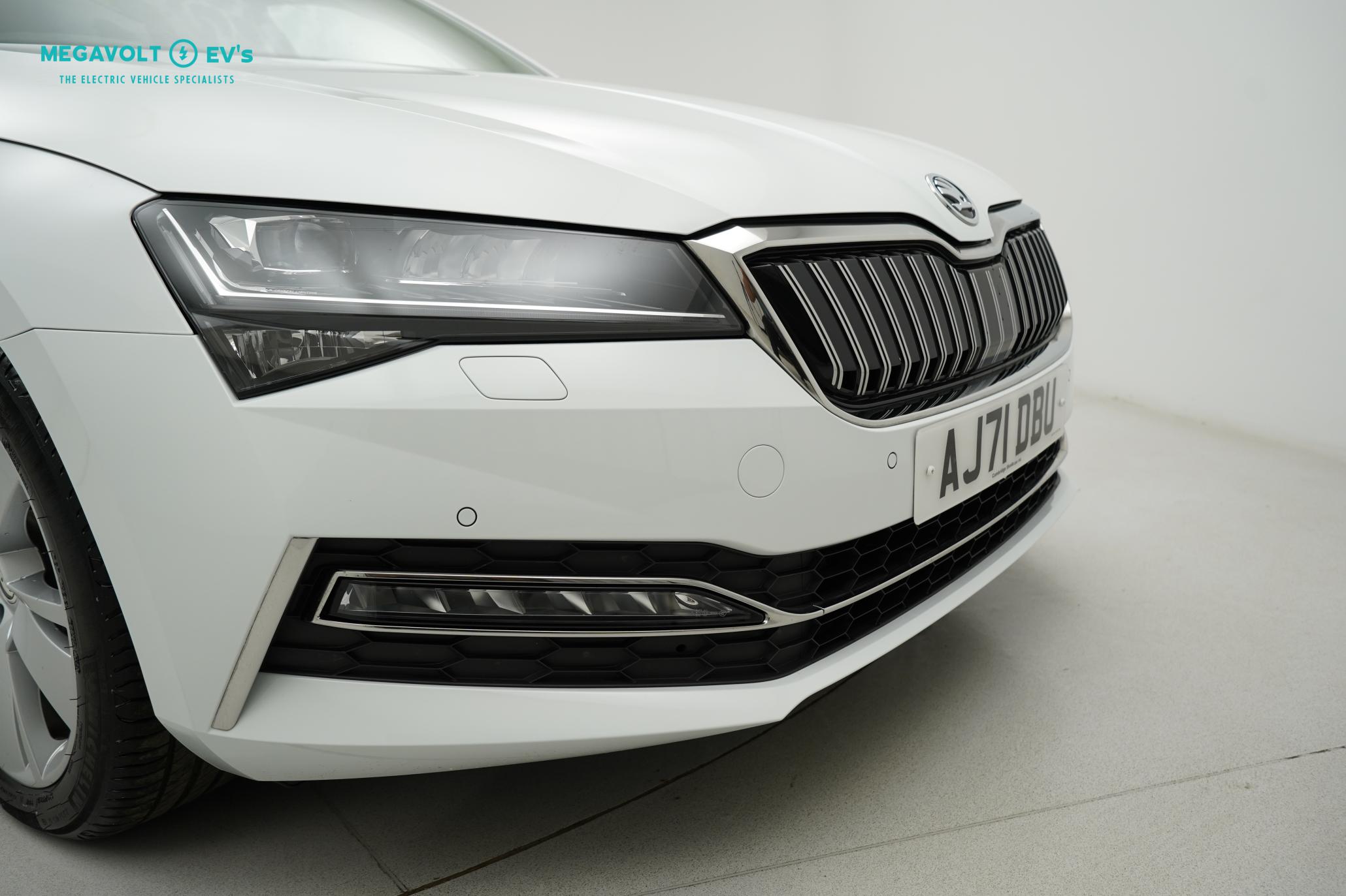 Skoda Superb 1.4 TSI iV 13kWh SE L Hatchback 5dr Petrol Plug-in Hybrid DSG Euro 6 (s/s) (218 ps)