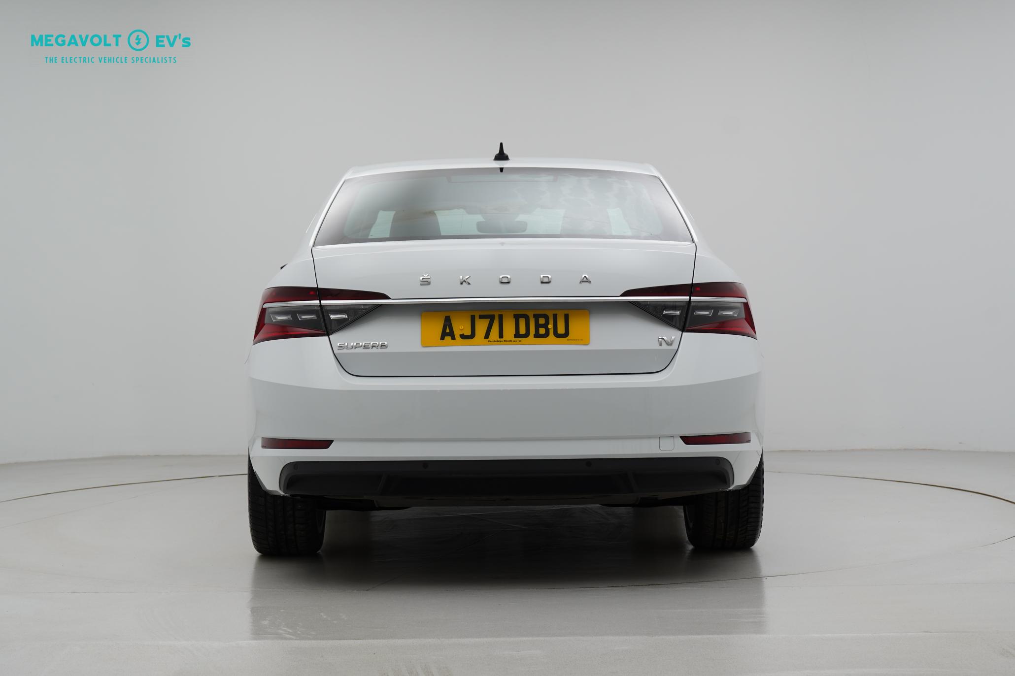 Skoda Superb 1.4 TSI iV 13kWh SE L Hatchback 5dr Petrol Plug-in Hybrid DSG Euro 6 (s/s) (218 ps)