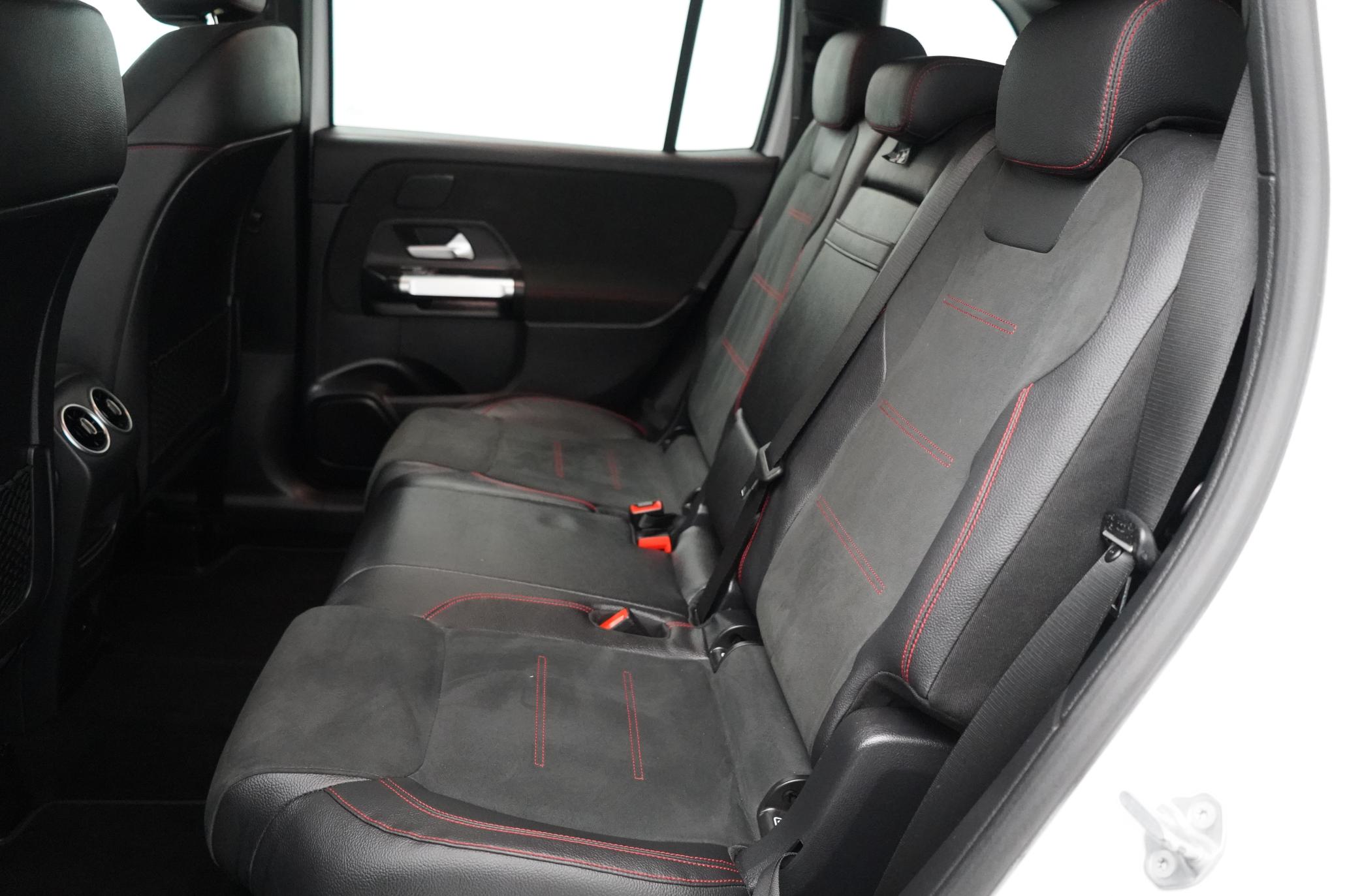Mercedes-Benz GLB 2.0 GLB220d AMG Line (Premium) SUV 5dr Diesel 8G-DCT 4MATIC Euro 6 (s/s) (190 ps)