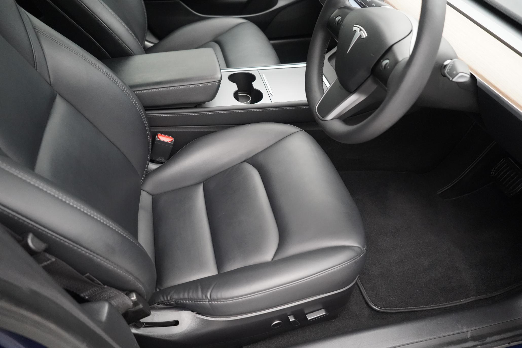 Tesla Model 3 (Dual Motor) Long Range Saloon 4dr Electric Auto 4WDE (346 ps)