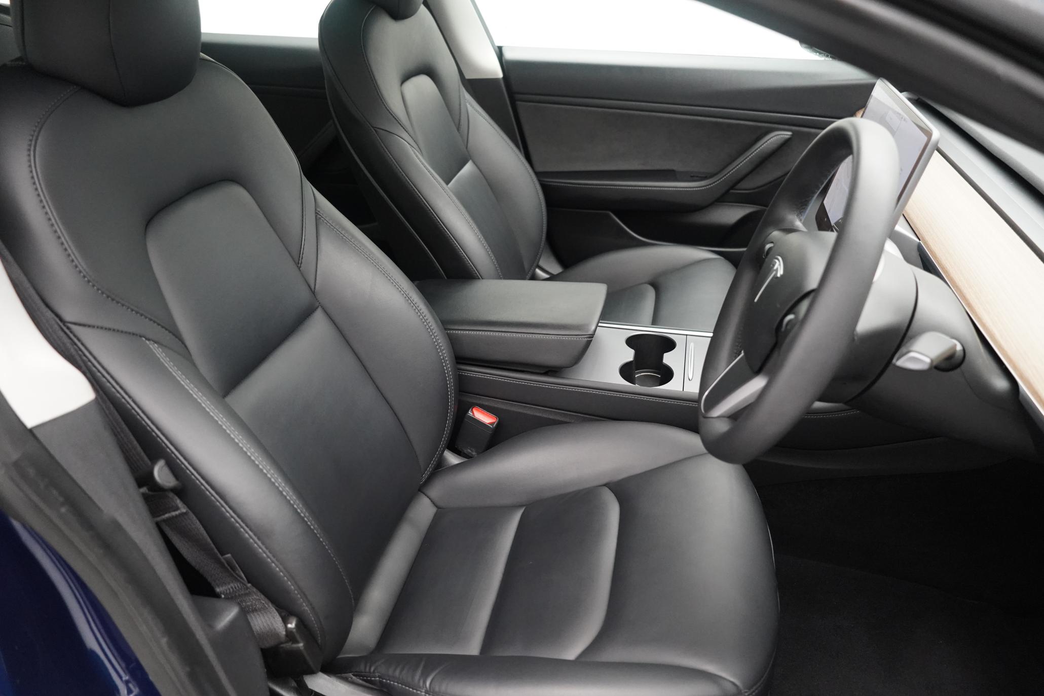 Tesla Model 3 (Dual Motor) Long Range Saloon 4dr Electric Auto 4WDE (346 ps)