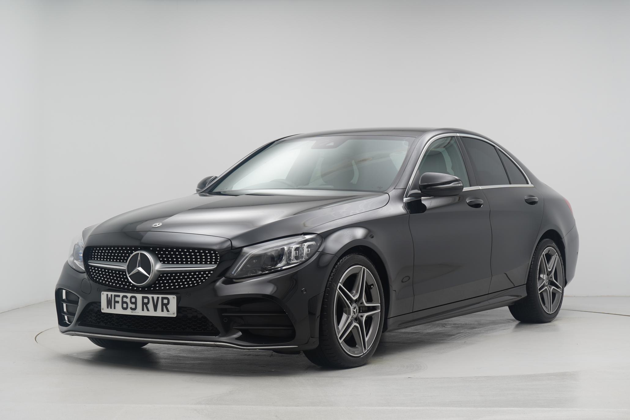 Mercedes-Benz C Class 2.0 C300d AMG Line (Premium) Saloon 4dr Diesel G-Tronic+ Euro 6 (s/s) (245 ps)