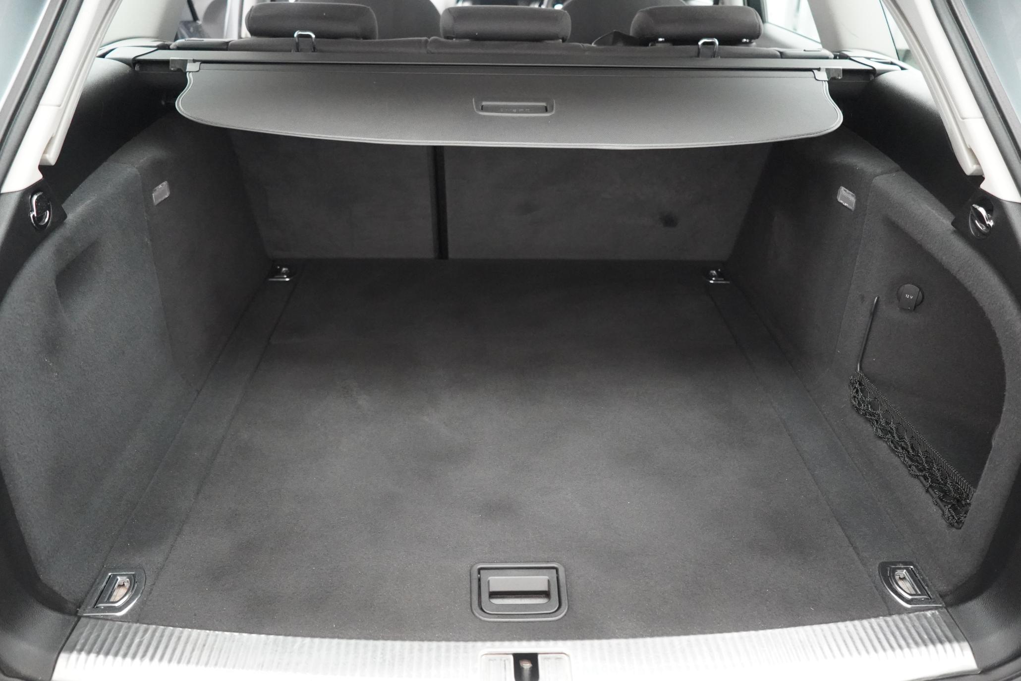 Audi A4 Avant 2.0 TFSI S line Estate 5dr Petrol S Tronic quattro Euro 5 (s/s) (211 ps)