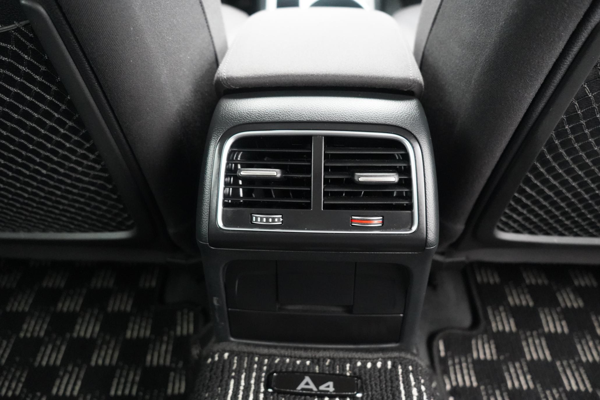 Audi A4 Avant 2.0 TFSI S line Estate 5dr Petrol S Tronic quattro Euro 5 (s/s) (211 ps)