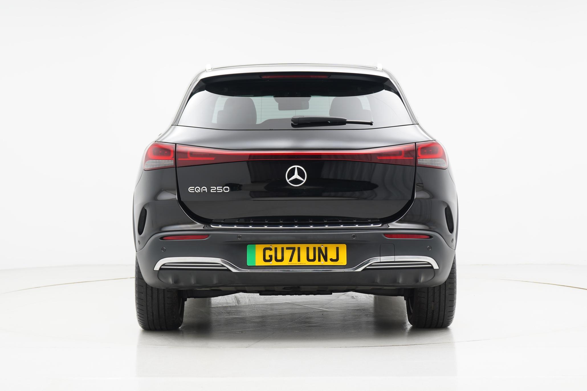 Mercedes-Benz EQA EQA 250 66.5kWh AMG Line (Premium) SUV 5dr Electric Auto (190 ps)