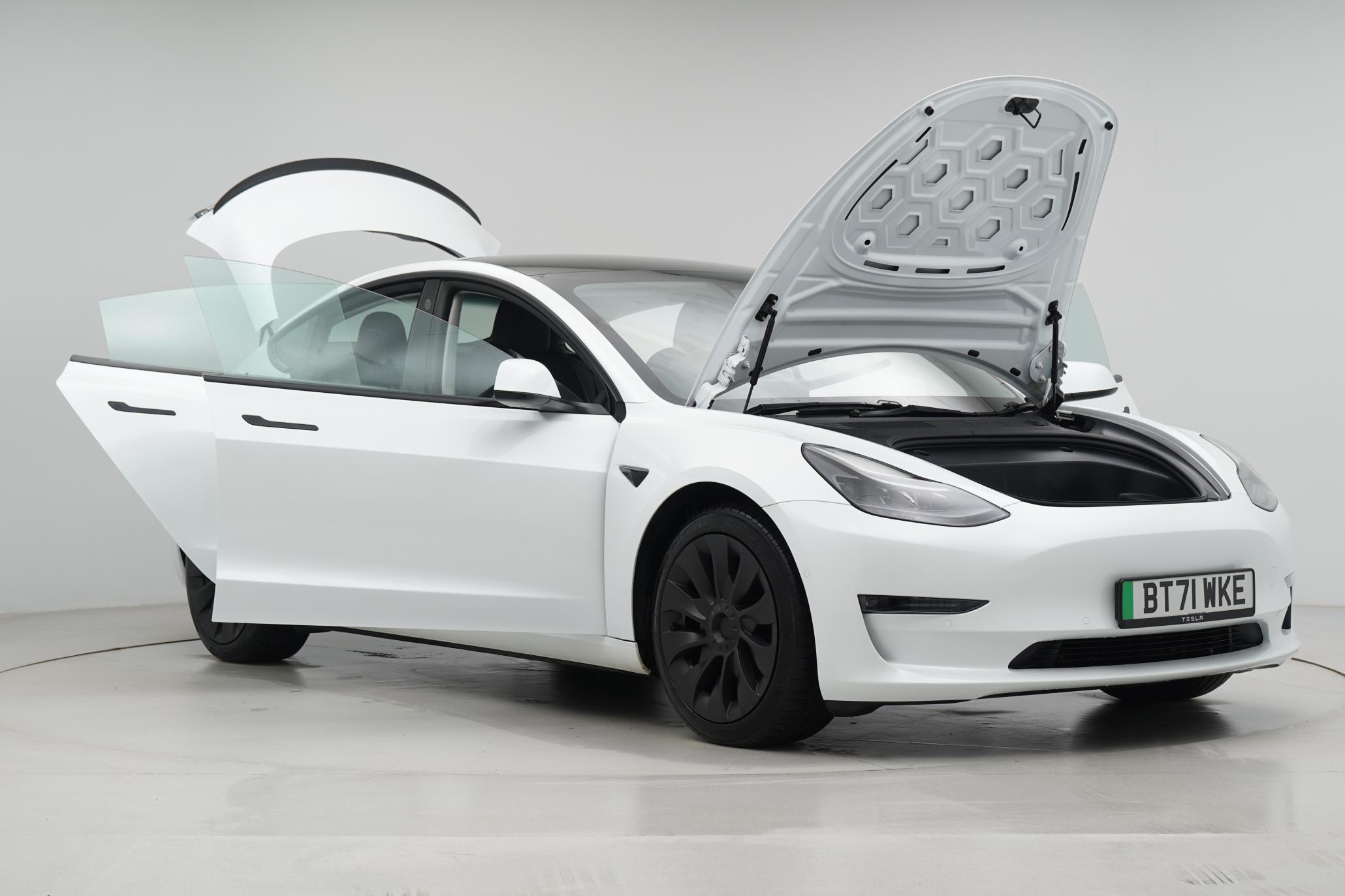 Tesla Model 3 (Dual Motor) Long Range Saloon 4dr Electric Auto 4WDE (346 ps)