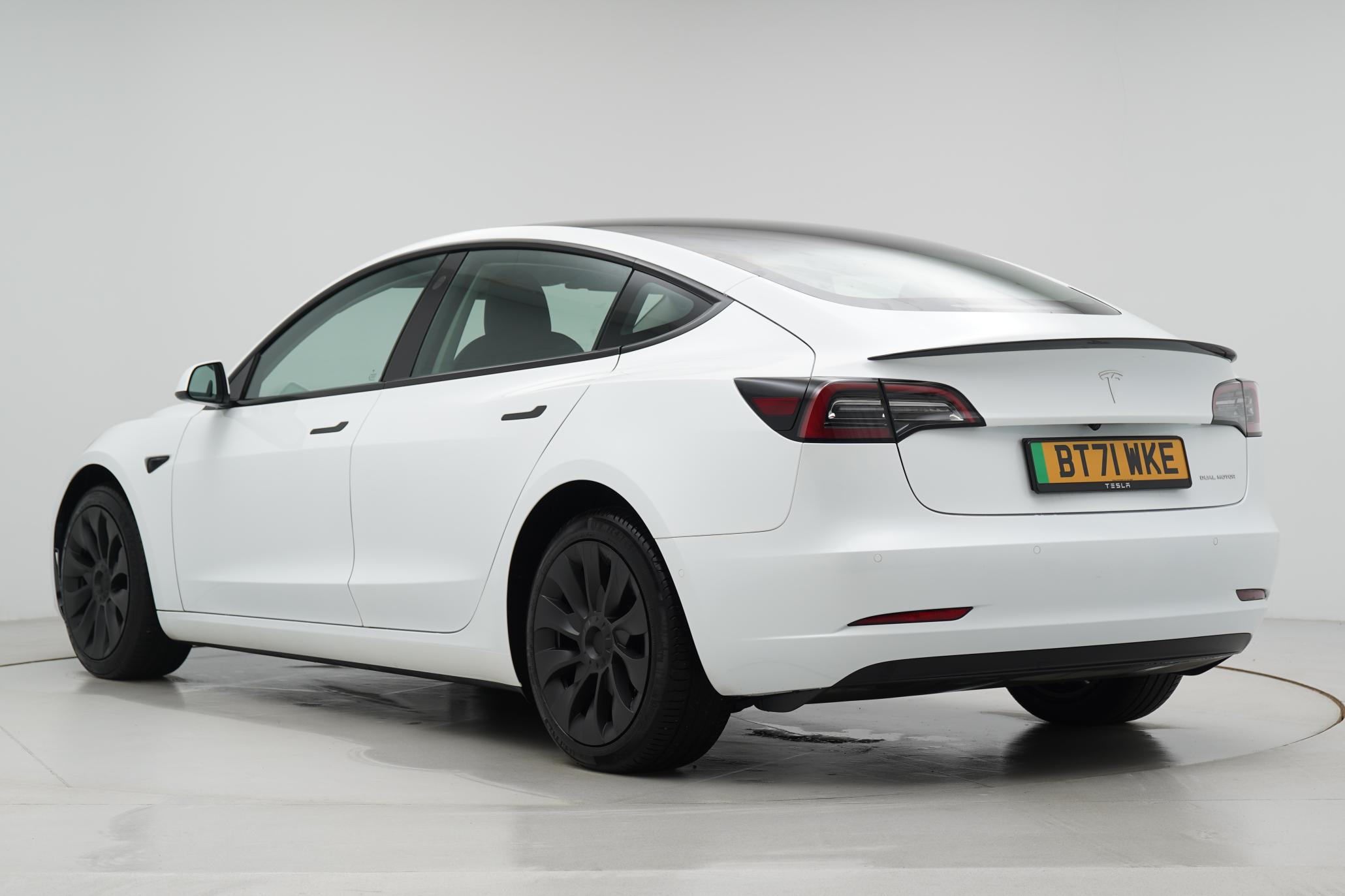 Tesla Model 3 (Dual Motor) Long Range Saloon 4dr Electric Auto 4WDE (346 ps)