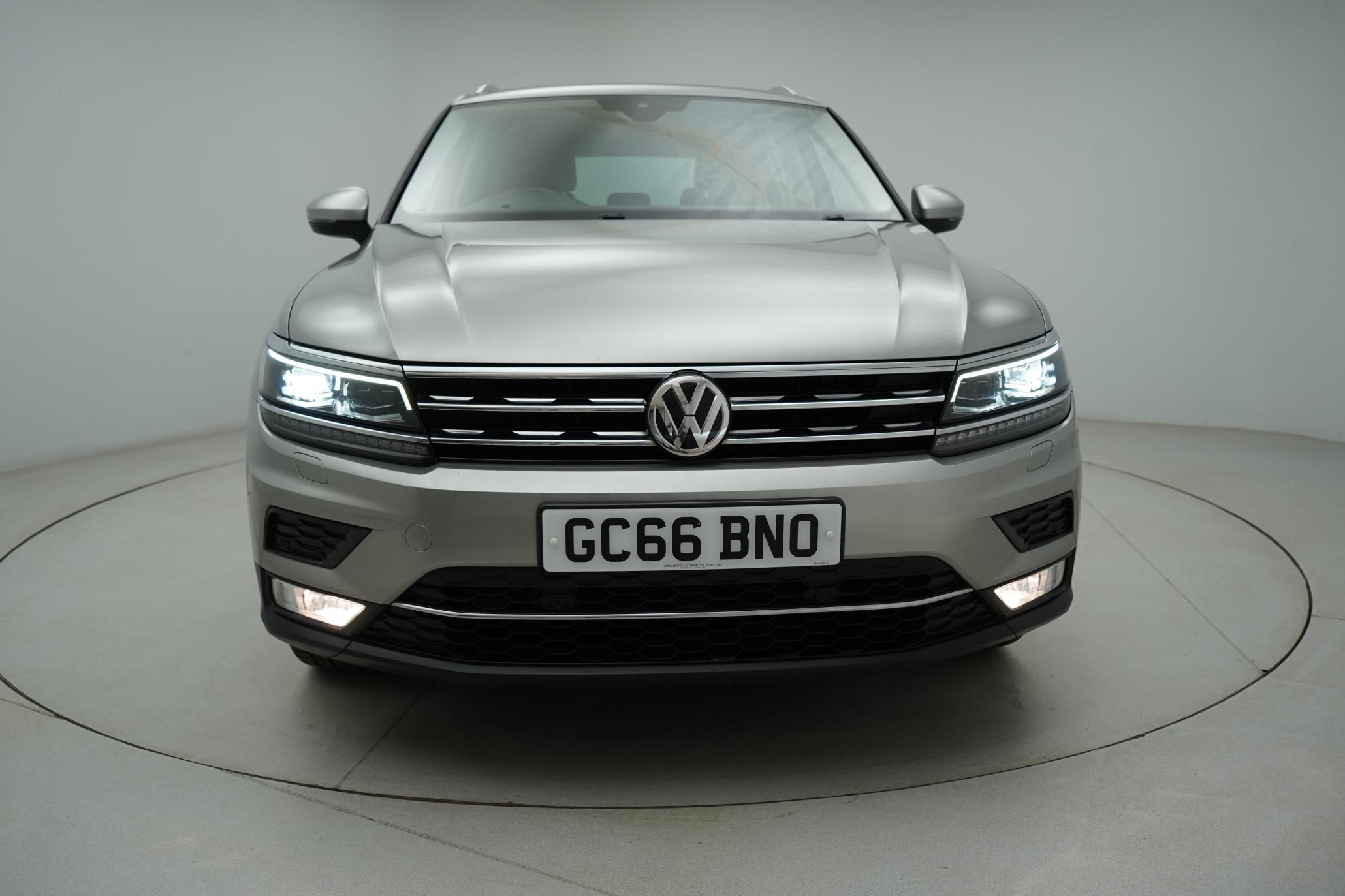 Volkswagen Tiguan 2.0 TDI BlueMotion Tech SEL SUV 5dr Diesel DSG 4Motion Euro 6 (s/s) (190 ps)