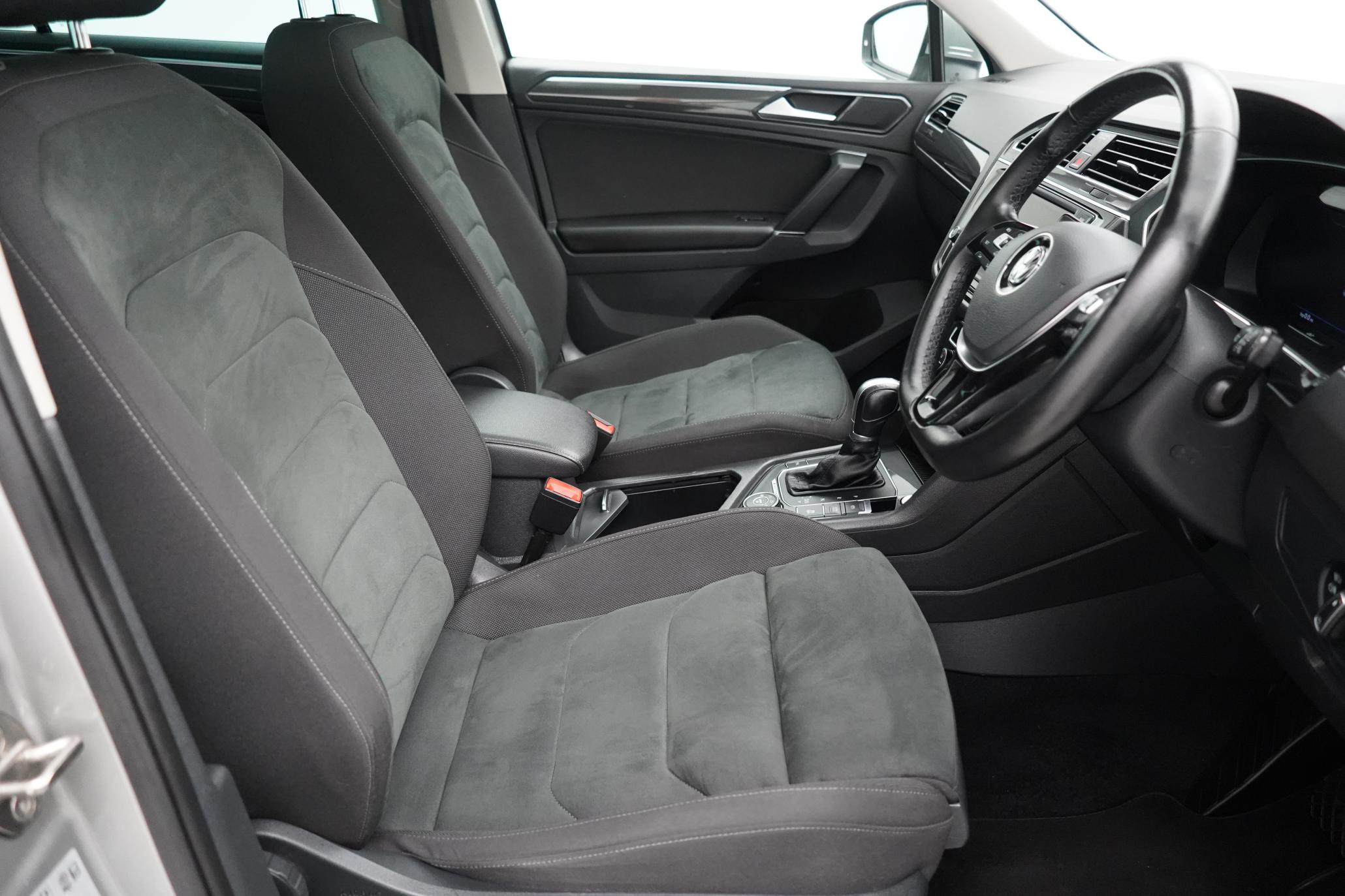Volkswagen Tiguan 2.0 TDI BlueMotion Tech SEL SUV 5dr Diesel DSG 4Motion Euro 6 (s/s) (190 ps)