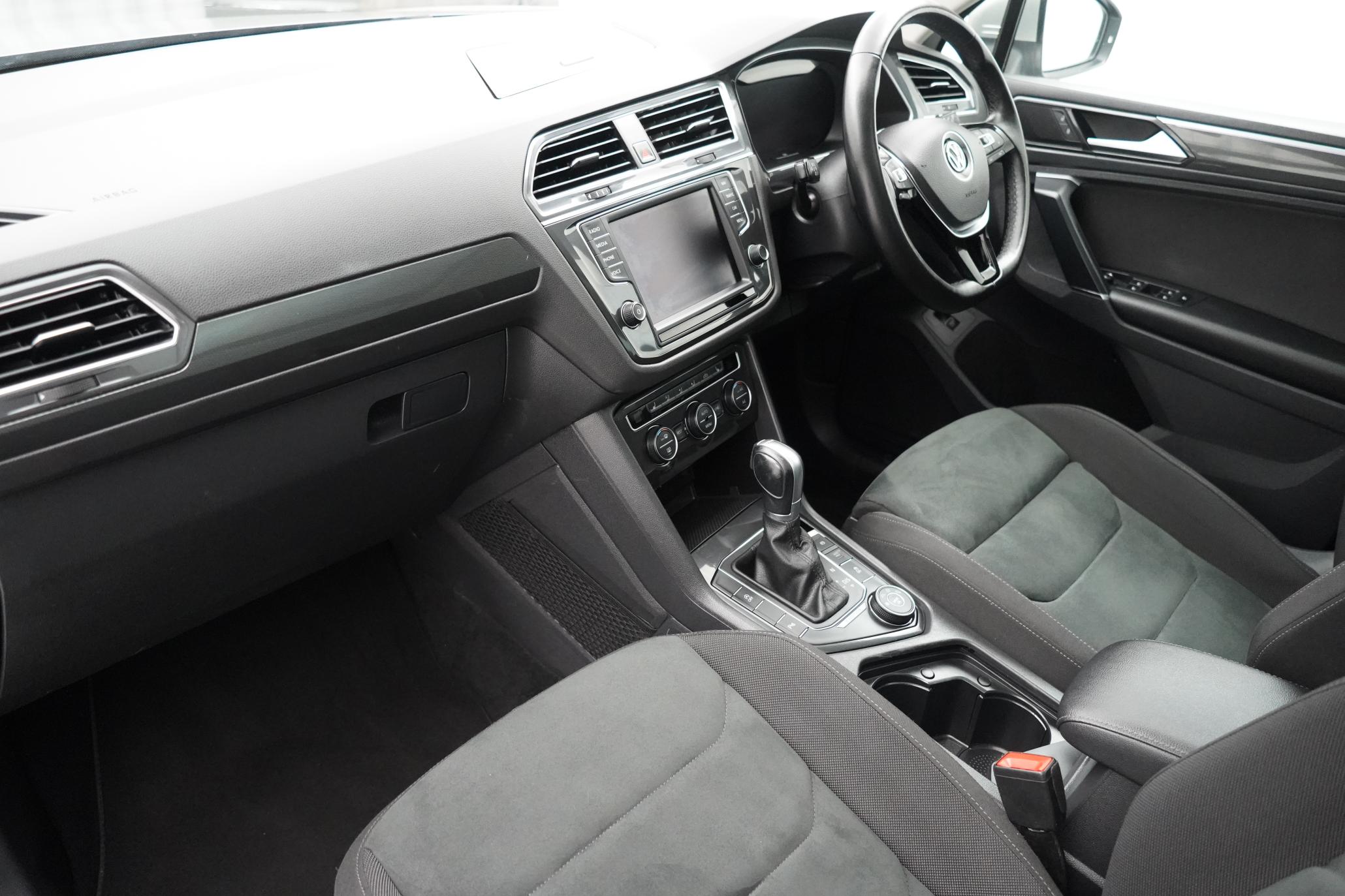 Volkswagen Tiguan 2.0 TDI BlueMotion Tech SEL SUV 5dr Diesel DSG 4Motion Euro 6 (s/s) (190 ps)