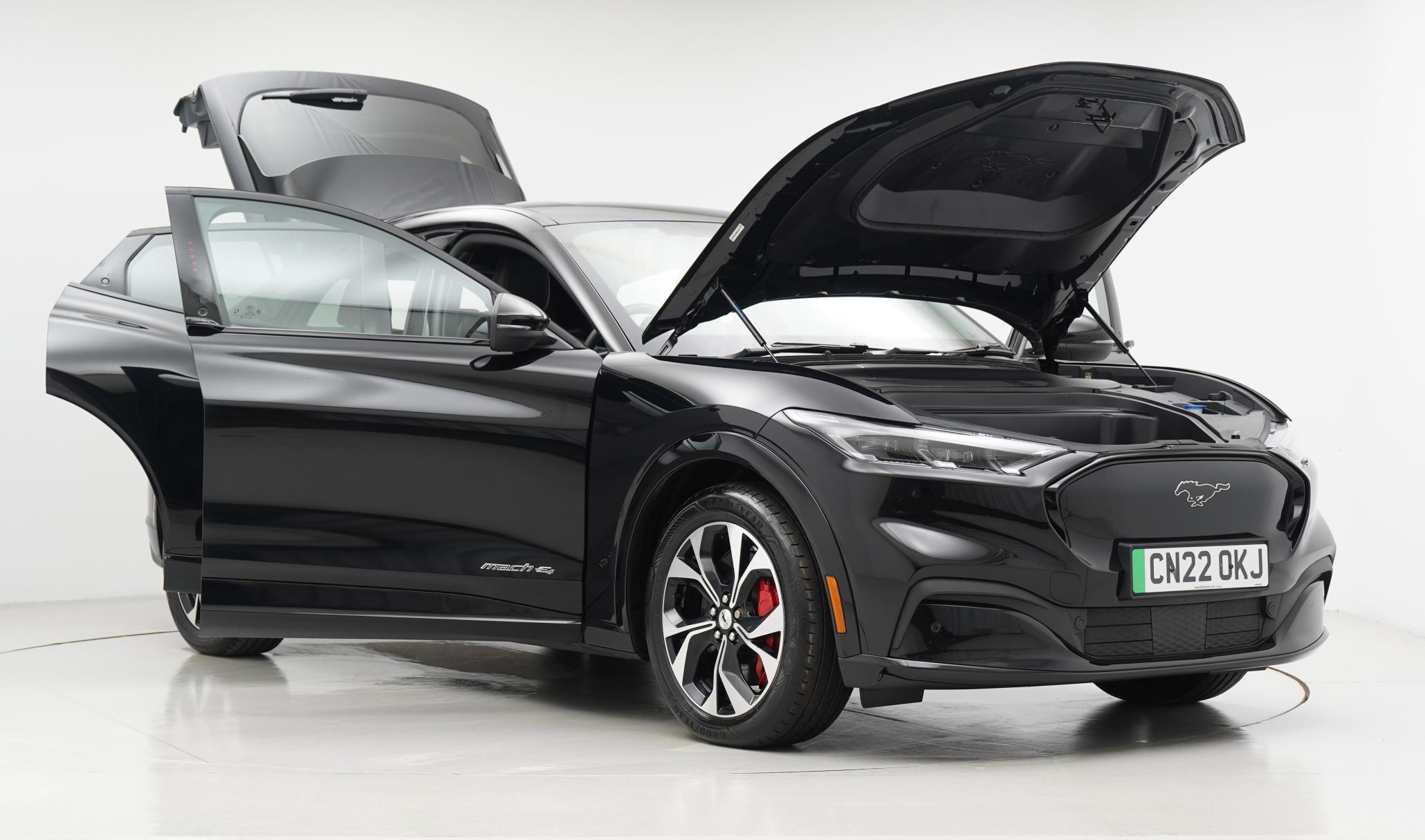 Ford Mustang Mach-E Standard Range 70kWh SUV 5dr Electric Automatic AWD (269 ps)