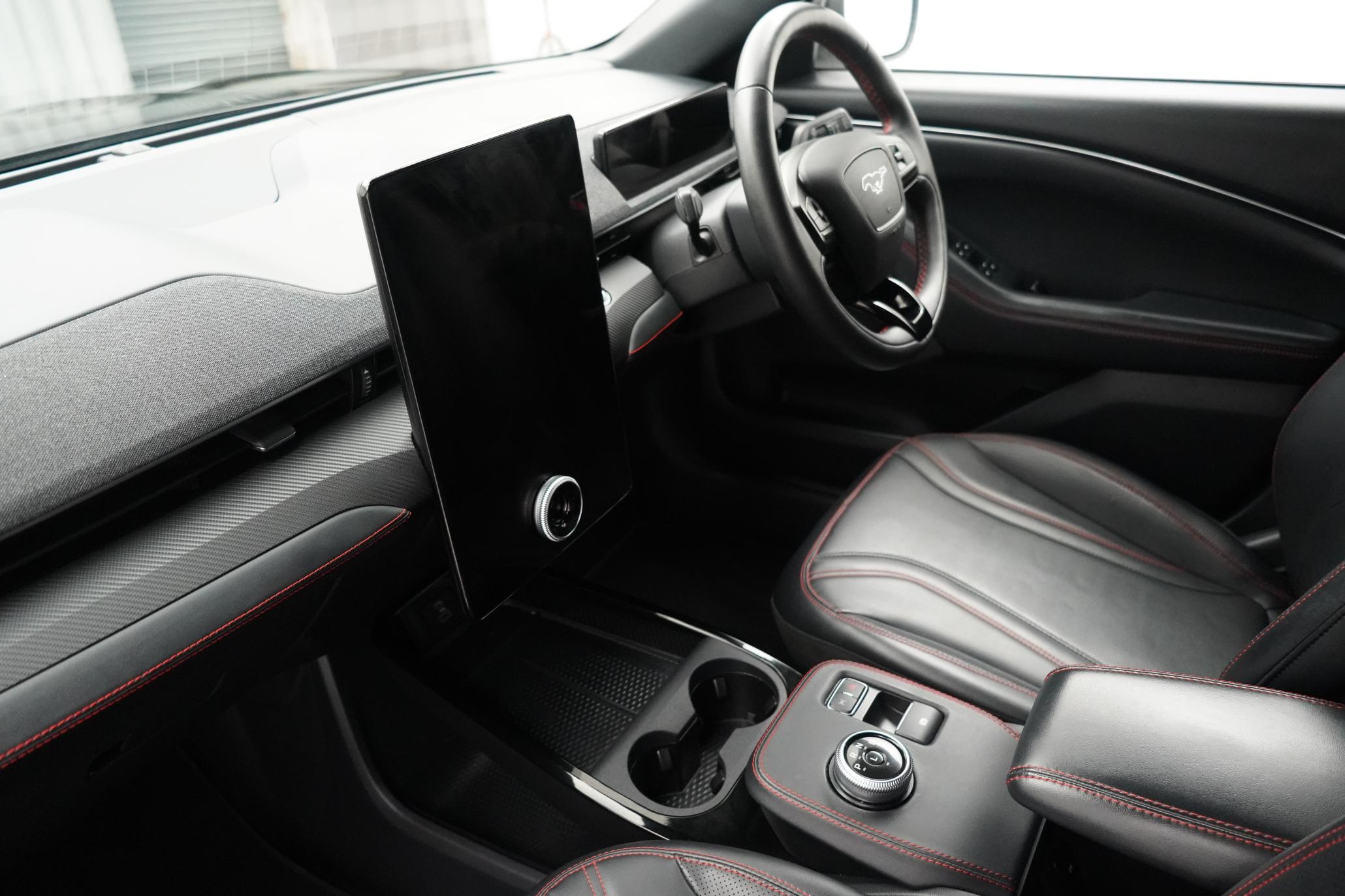 Ford Mustang Mach-E Standard Range 70kWh SUV 5dr Electric Automatic AWD (269 ps)