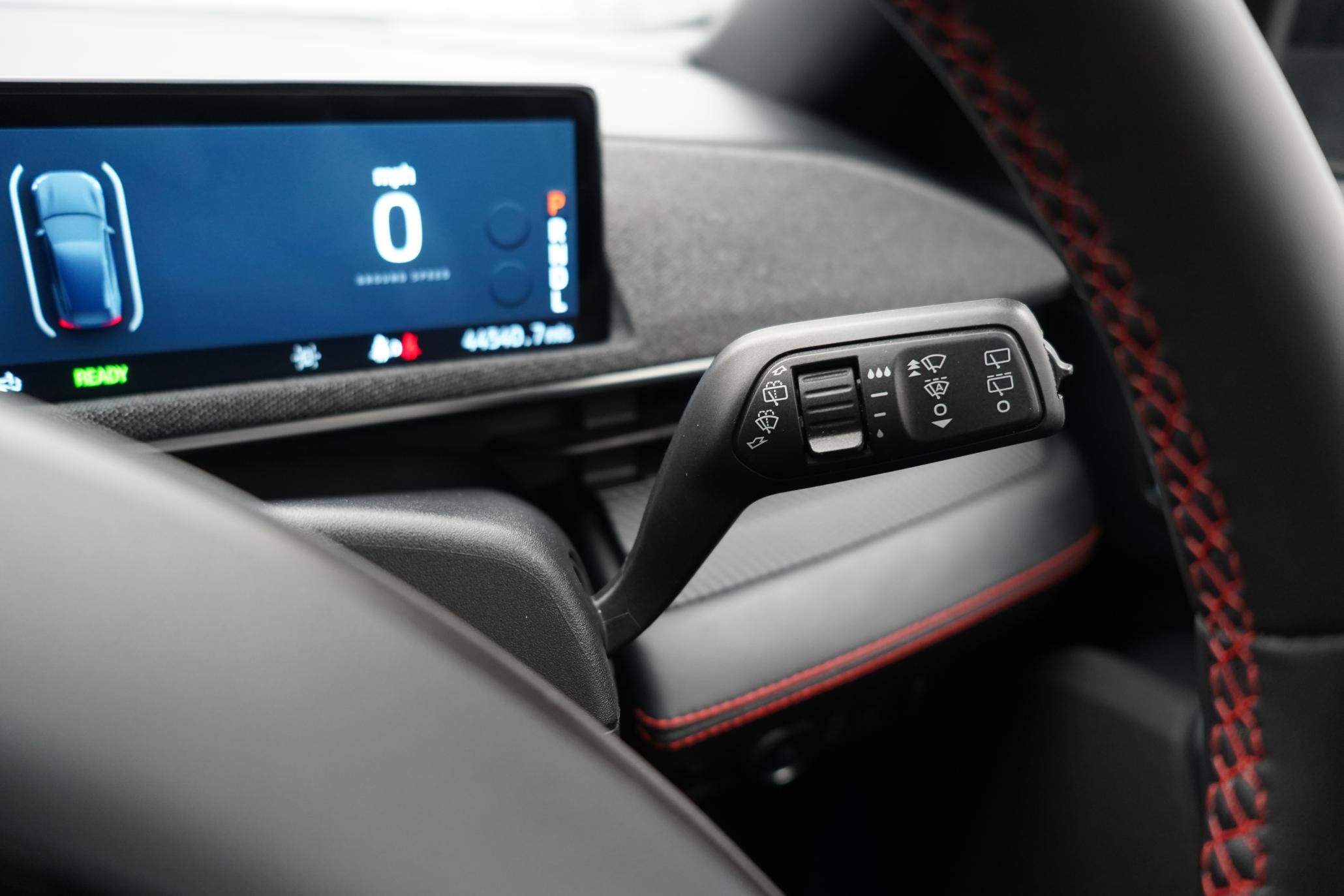 Ford Mustang Mach-E Standard Range 70kWh SUV 5dr Electric Automatic AWD (269 ps)