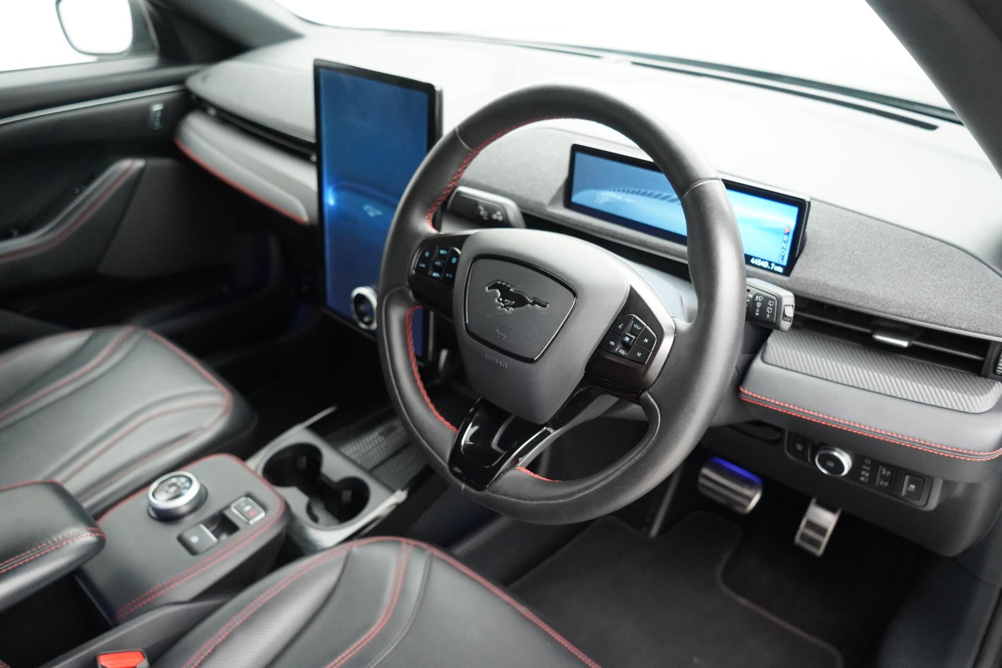 Ford Mustang Mach-E Standard Range 70kWh SUV 5dr Electric Automatic AWD (269 ps)