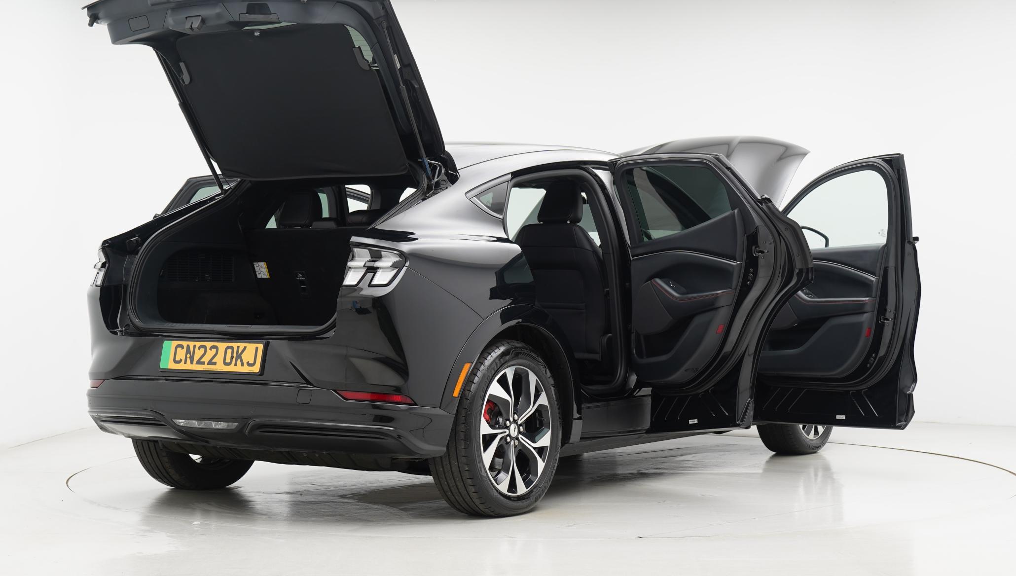 Ford Mustang Mach-E Standard Range 70kWh SUV 5dr Electric Automatic AWD (269 ps)