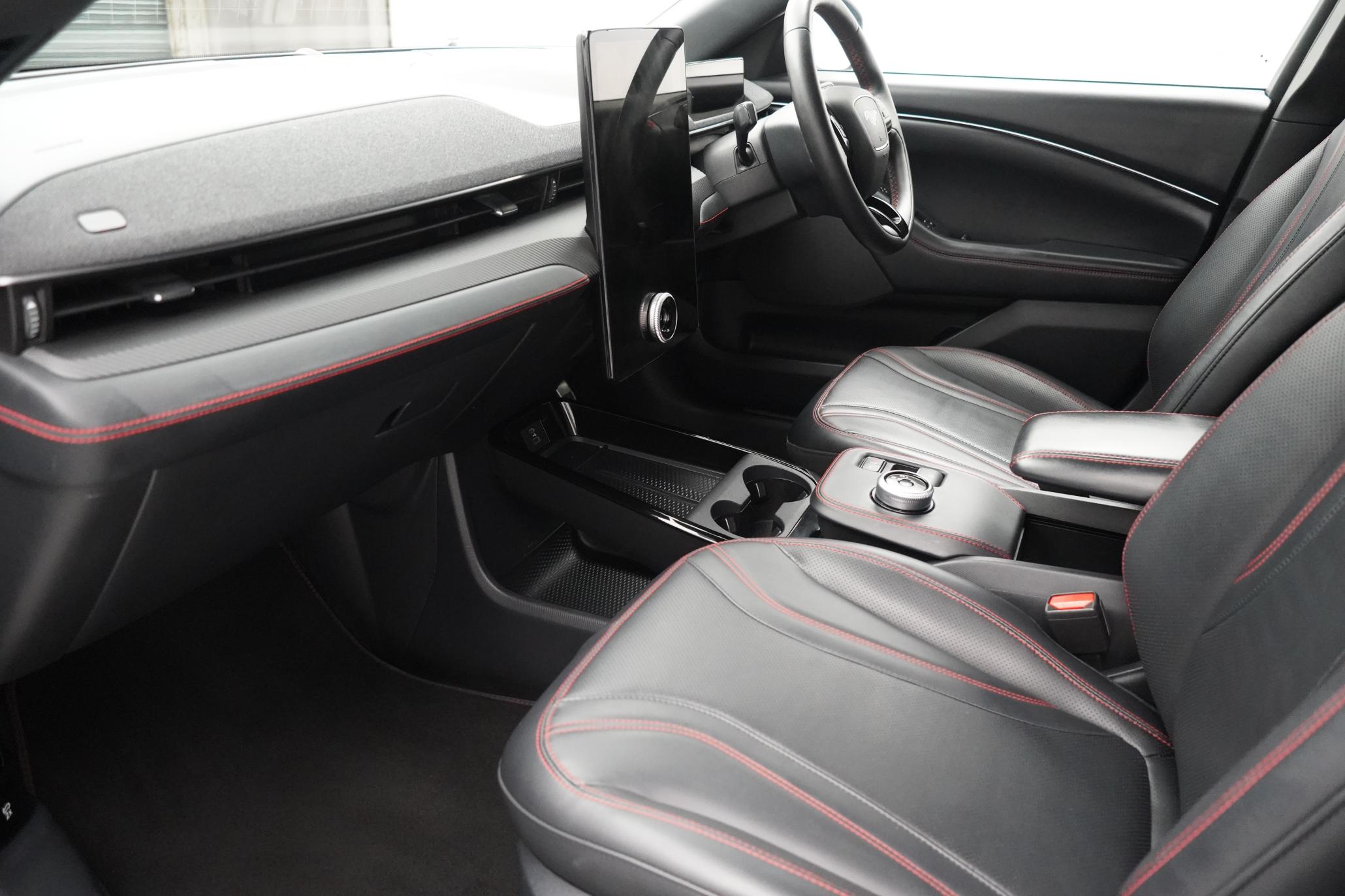 Ford Mustang Mach-E Standard Range 70kWh SUV 5dr Electric Automatic AWD (269 ps)