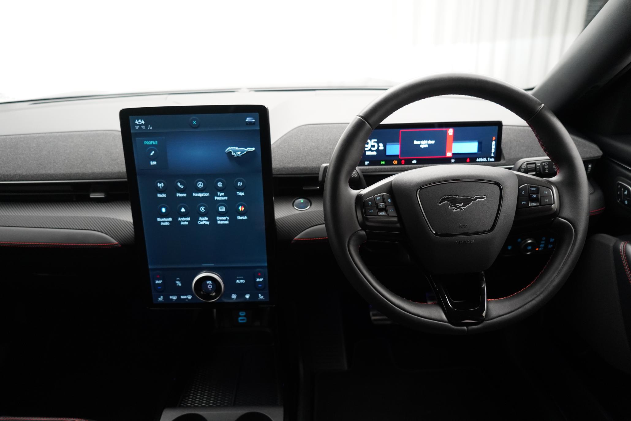 Ford Mustang Mach-E Standard Range 70kWh SUV 5dr Electric Automatic AWD (269 ps)