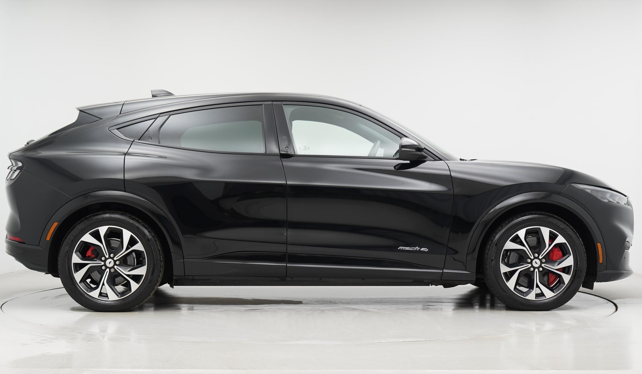 Ford Mustang Mach-E Standard Range 70kWh SUV 5dr Electric Automatic AWD (269 ps)