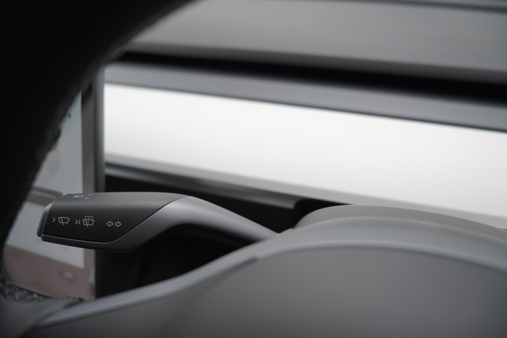 Tesla Model Y Long Range SUV 5dr Electric Auto RWD (346 ps)