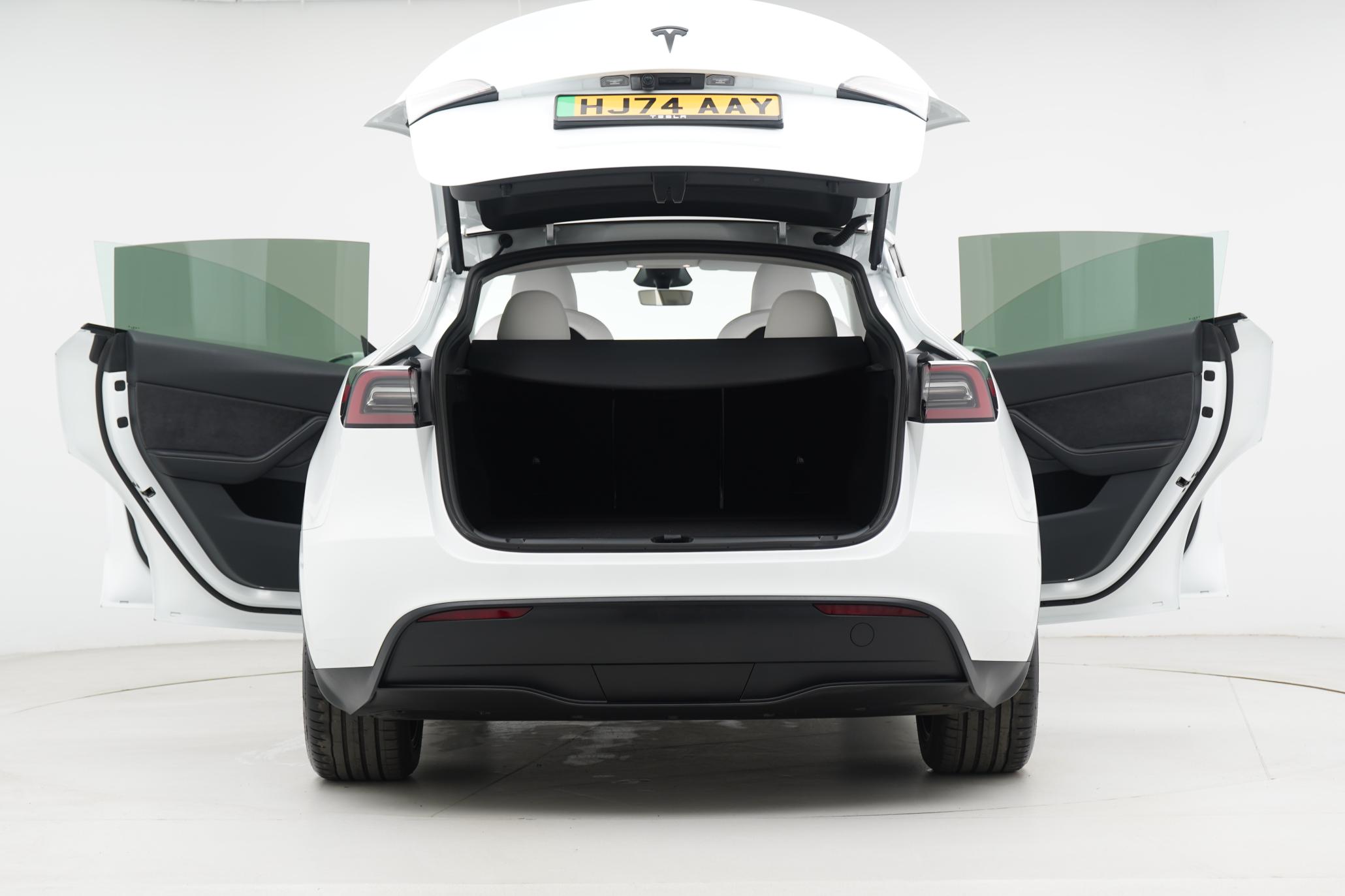 Tesla Model Y Long Range SUV 5dr Electric Auto RWD (346 ps)