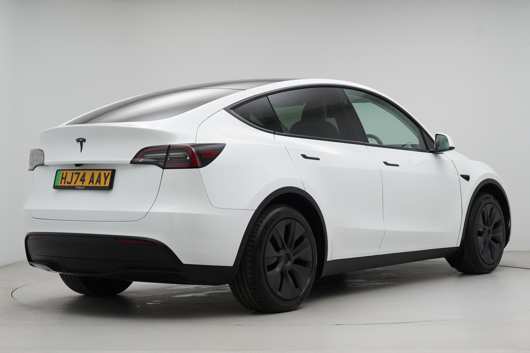 Tesla Model Y Long Range SUV 5dr Electric Auto RWD (346 ps)