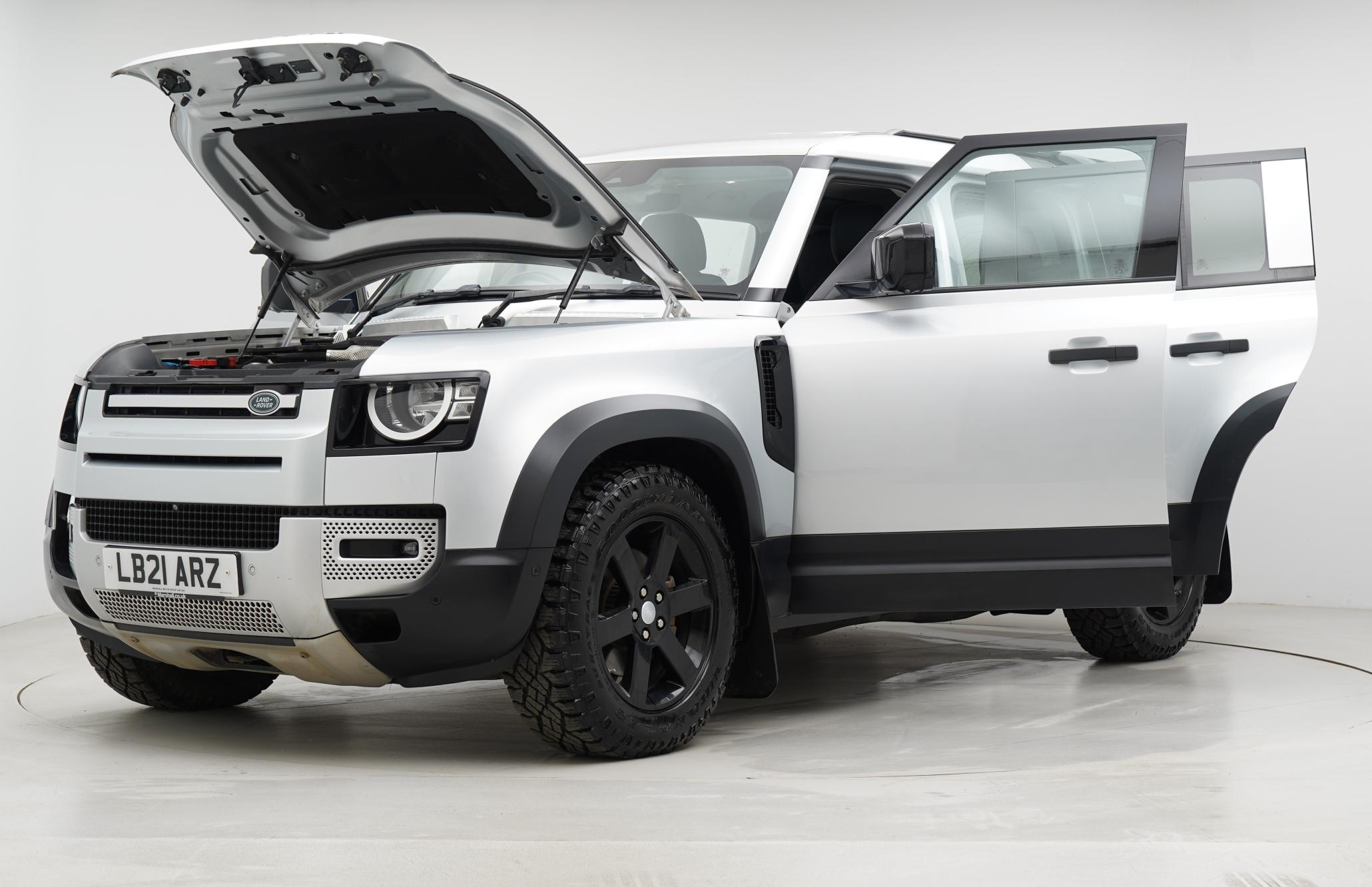 Land Rover Defender 110 2.0 SD4 S SUV 5dr Diesel Auto 4WD Euro 6 (s/s) (240 ps)